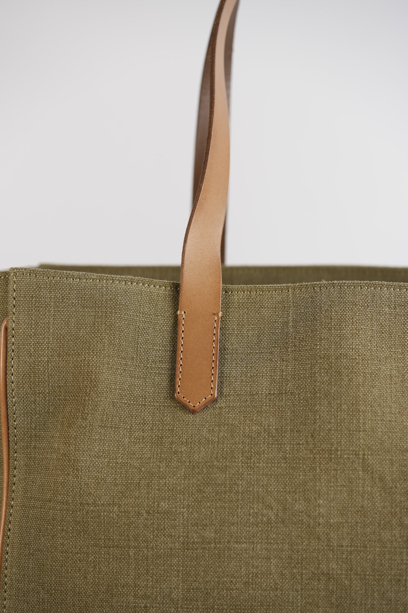 California Bag North South “Golden Goose Property” in Lichen Green/Brown/Orange Size U | Purse Maison Luxury Bags Shop