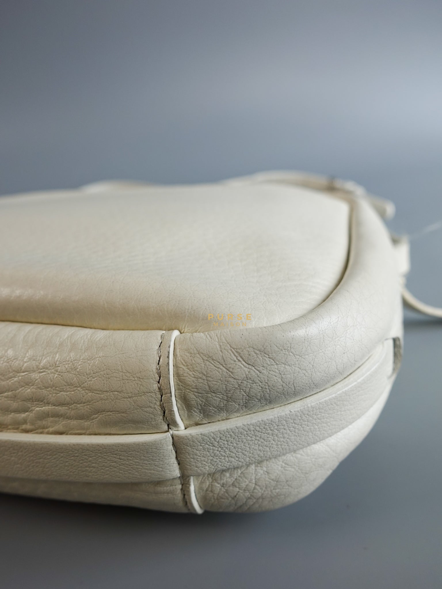 Camera Sling Bag in White Leather | Purse Maison Luxury Bags Shop