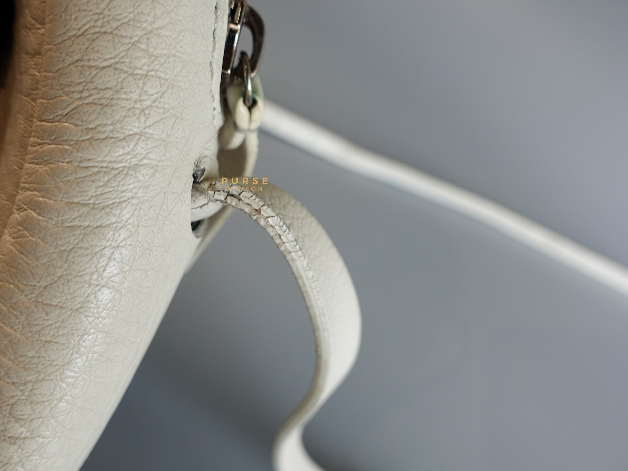 Camera Sling Bag in White Leather | Purse Maison Luxury Bags Shop