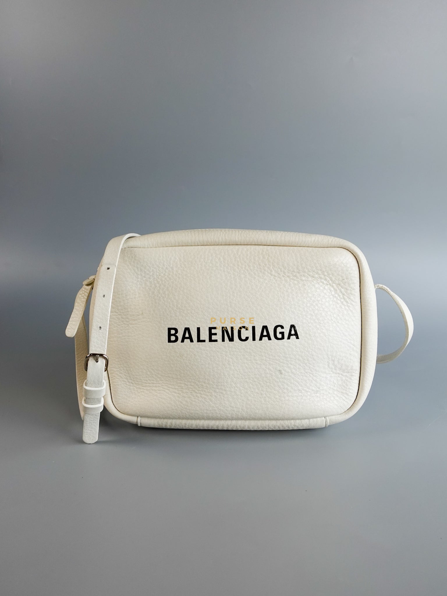 Camera Sling Bag in White Leather | Purse Maison Luxury Bags Shop