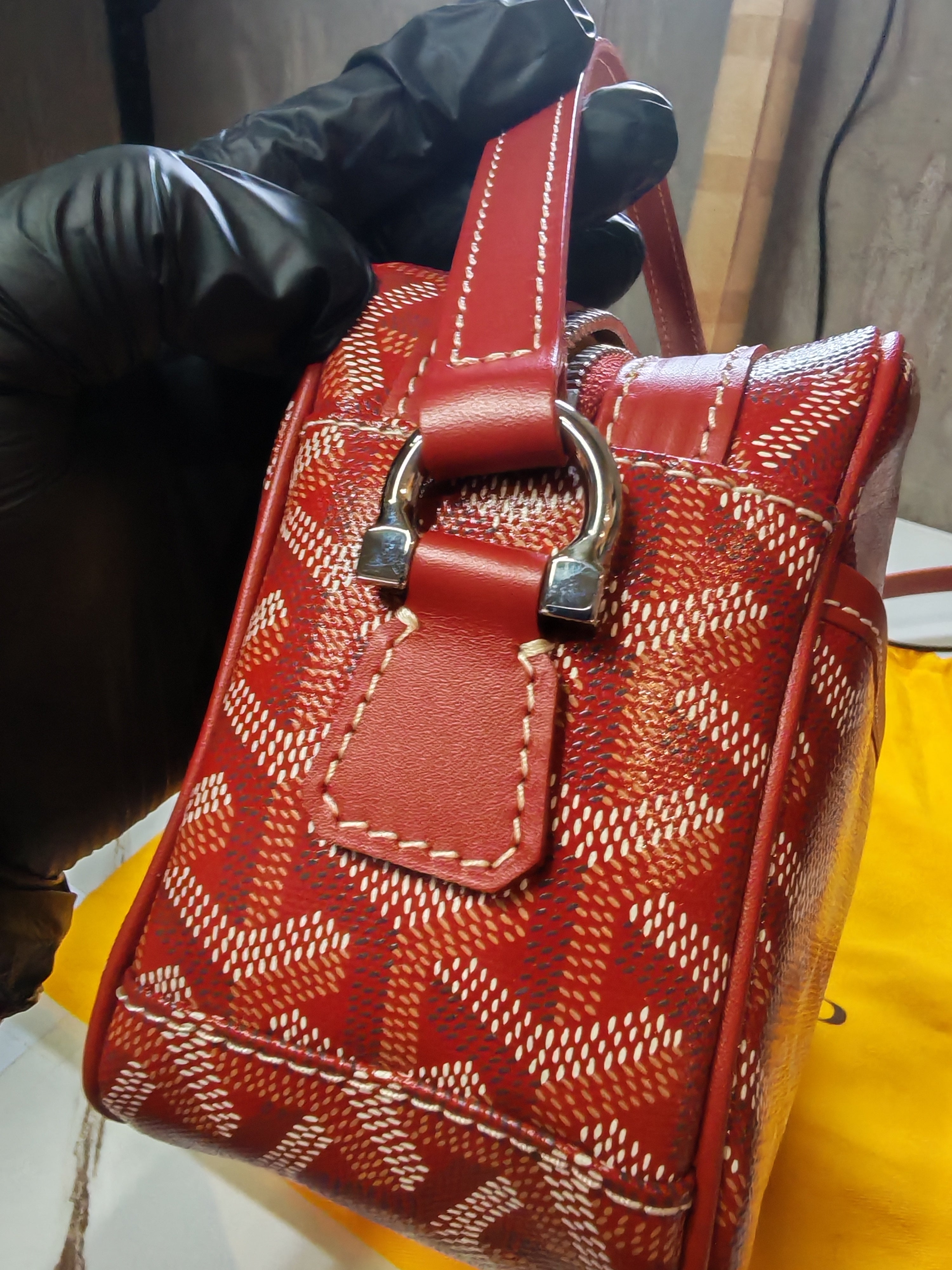 Cap Vert Red in Goyardine Canvas | Purse Maison Luxury Bags Shop