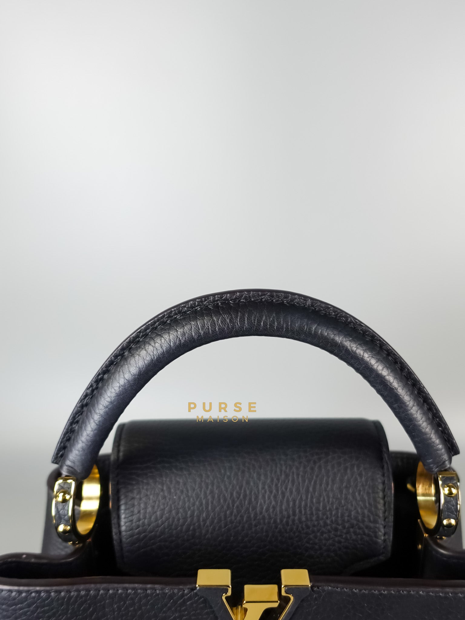 Capucines BB Black Taurillon Leather | Purse Maison Luxury Bags Shop