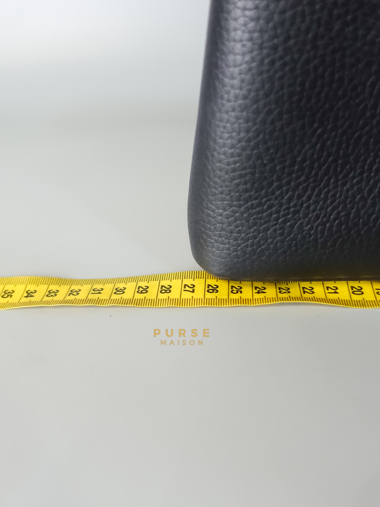 Capucines BB Black Taurillon Leather | Purse Maison Luxury Bags Shop