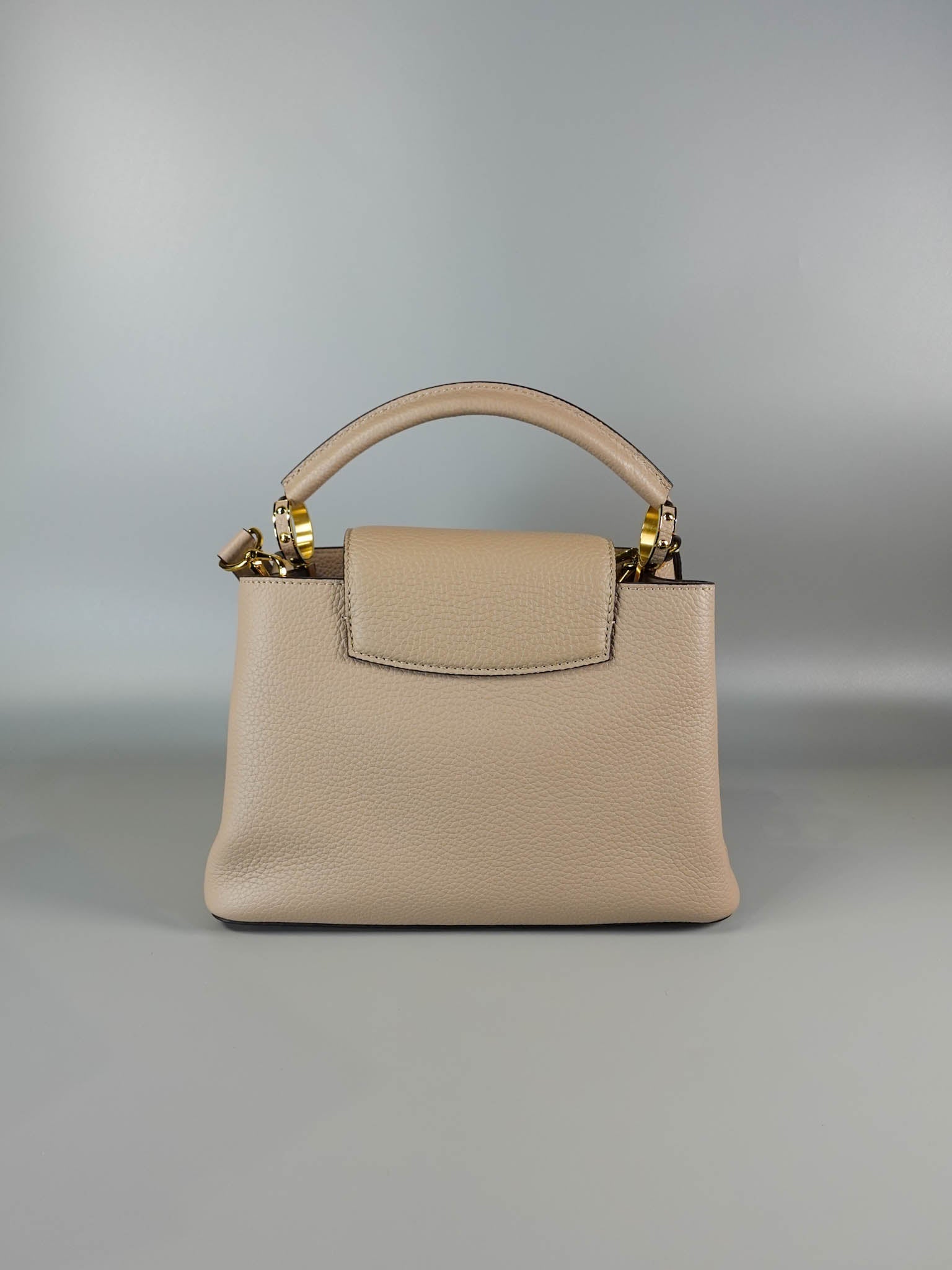 Capucines BB Galet Taurillon Leather (Microchip) | Purse Maison Luxury Bags Shop