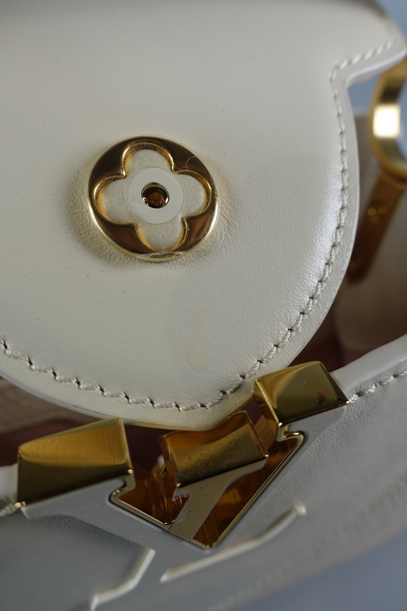 Capucines BB Gelato Vanilla Tonal Taurillon Leather (Microchip) | Purse Maison Luxury Bags Shop