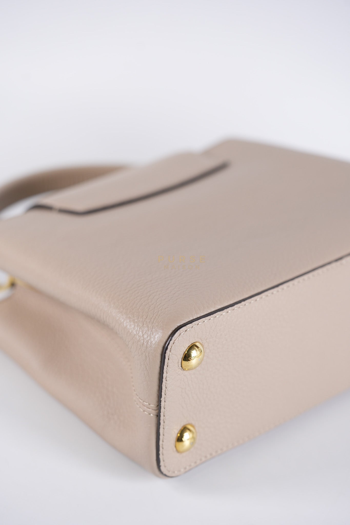 Capucines BB in Galet Taurillon Calfskin Leather (Microchip) | Purse Maison Luxury Bags Shop
