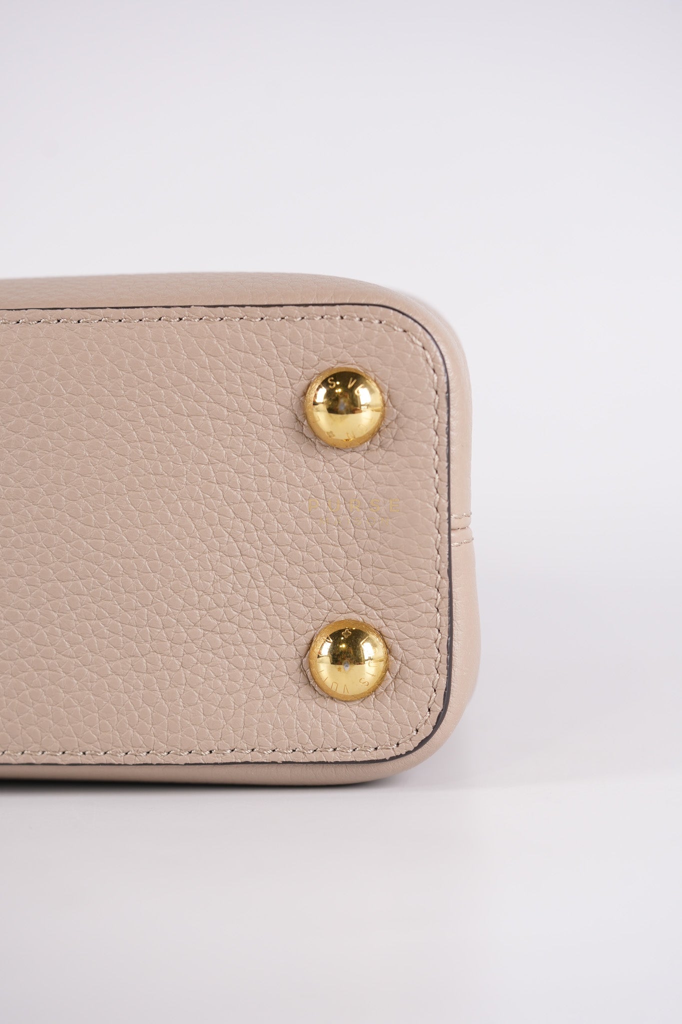 Capucines BB in Galet Taurillon Calfskin Leather (Microchip) | Purse Maison Luxury Bags Shop