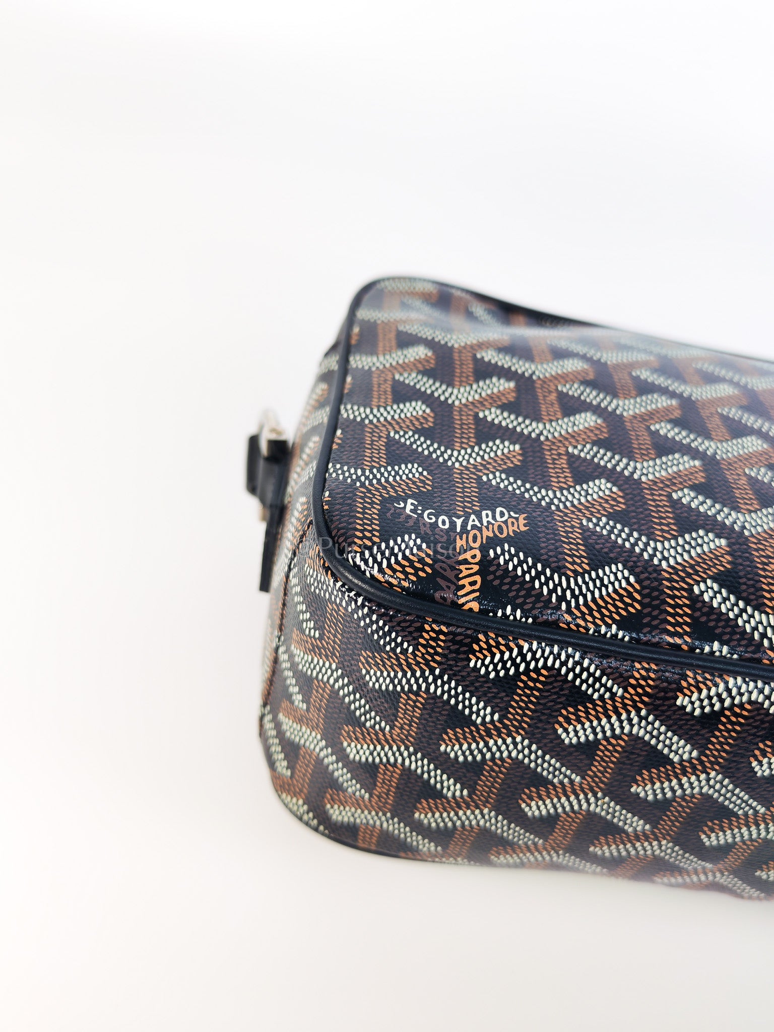 Capvert in Black/Noir Goyardine Canvas | Purse Maison Luxury Bags Shop