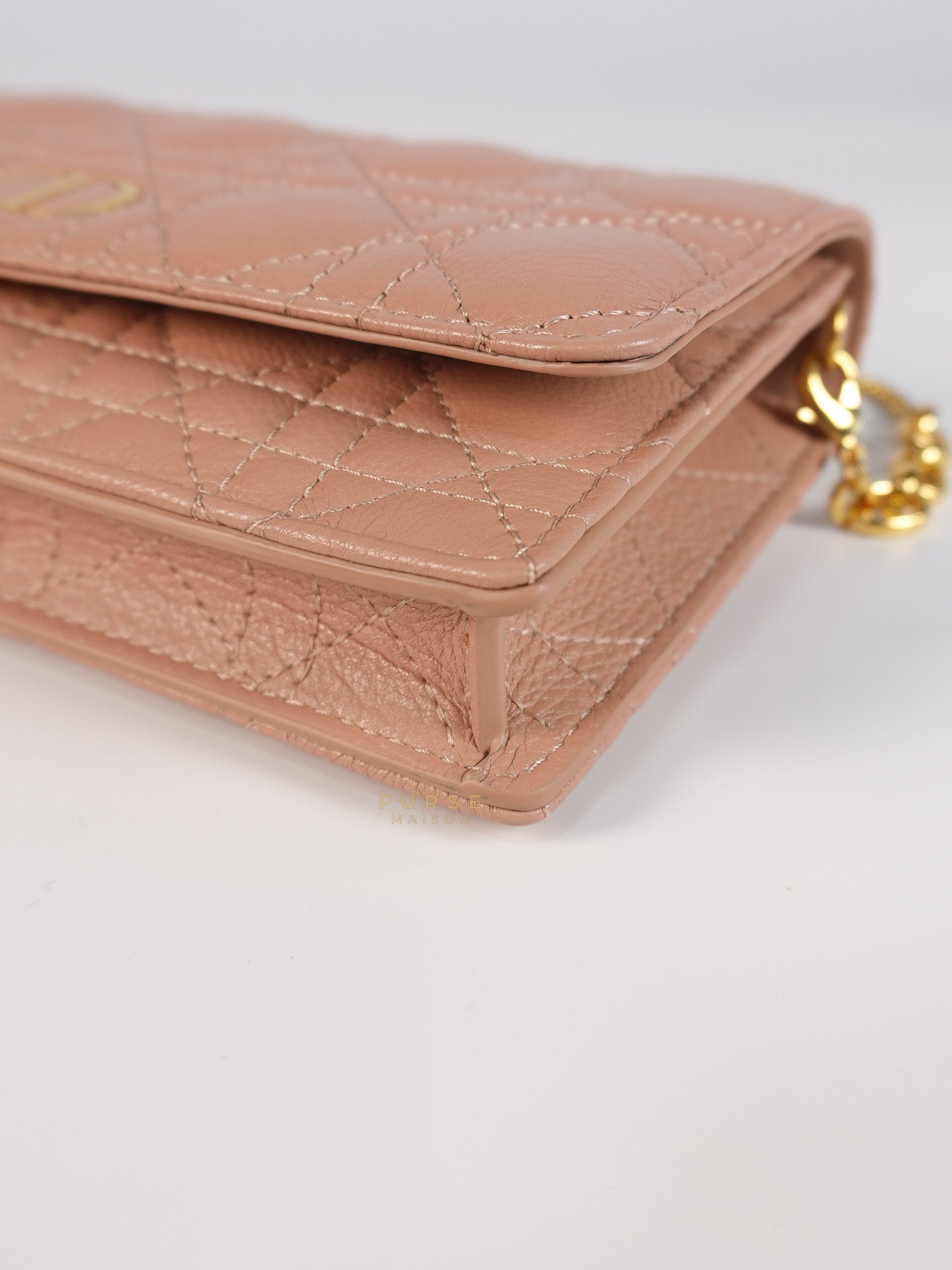 Caro Pouch with Chain in Rose des Vents Supple Cannage Calfskin Leather | Purse Maison Luxury Bags Shop