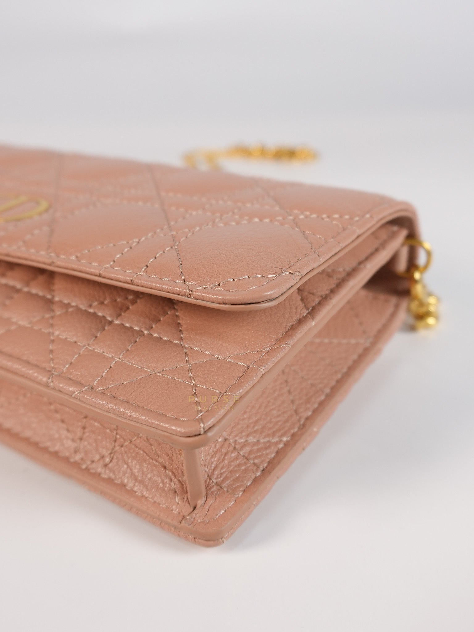 Caro Pouch with Chain in Rose des Vents Supple Cannage Calfskin Leather | Purse Maison Luxury Bags Shop