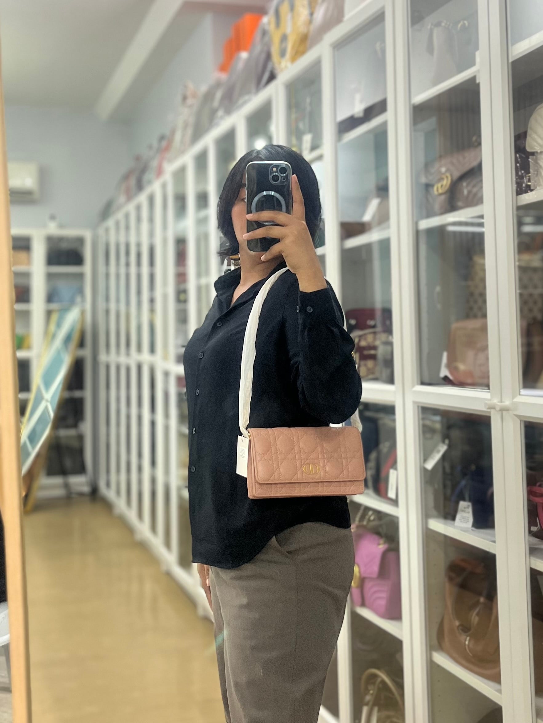 Caro Pouch with Chain in Rose des Vents Supple Cannage Calfskin Leather | Purse Maison Luxury Bags Shop