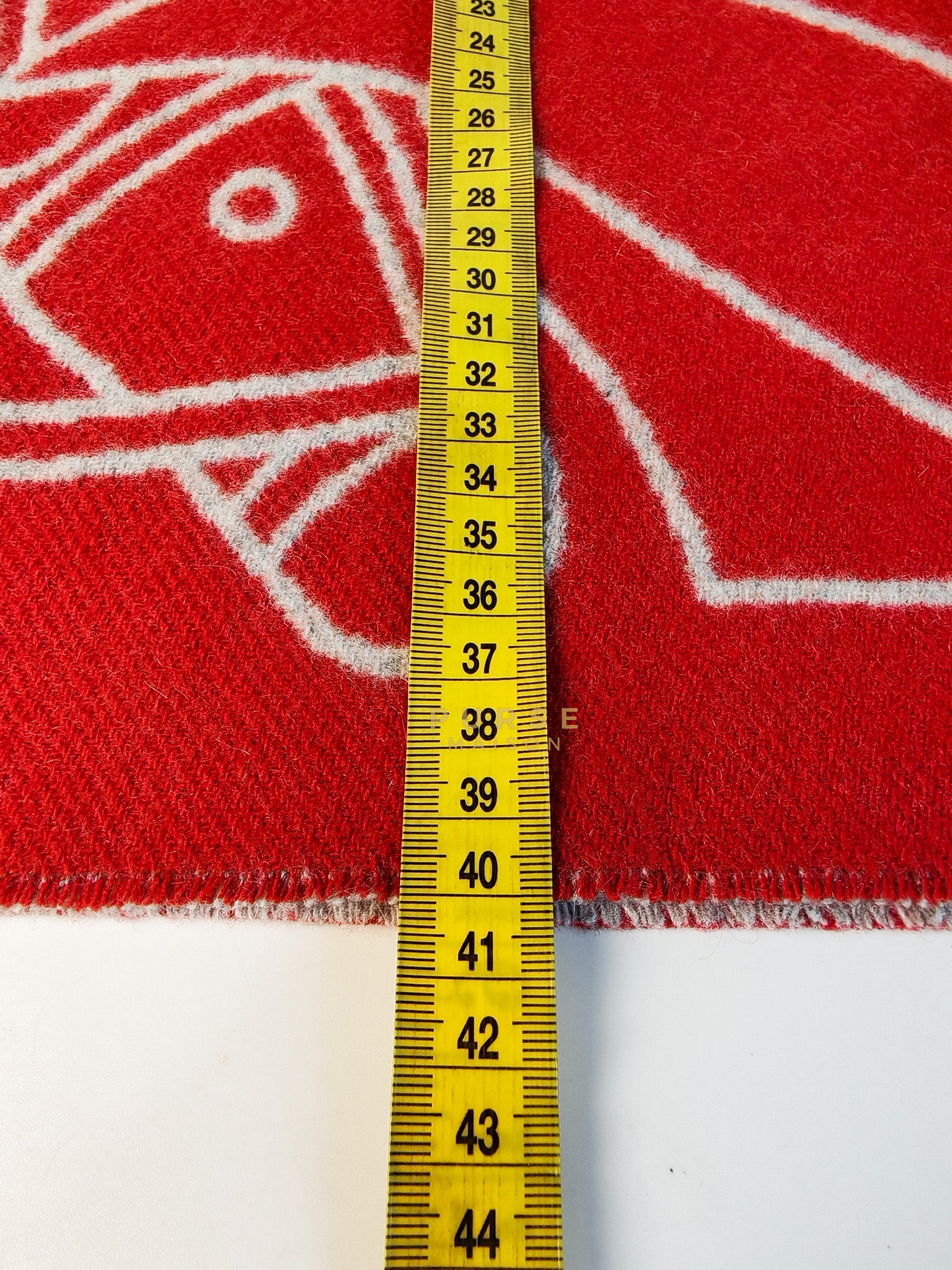 Casaque Entrelacs Equestres muffler in Red Cashmere | Purse Maison Luxury Bags Shop