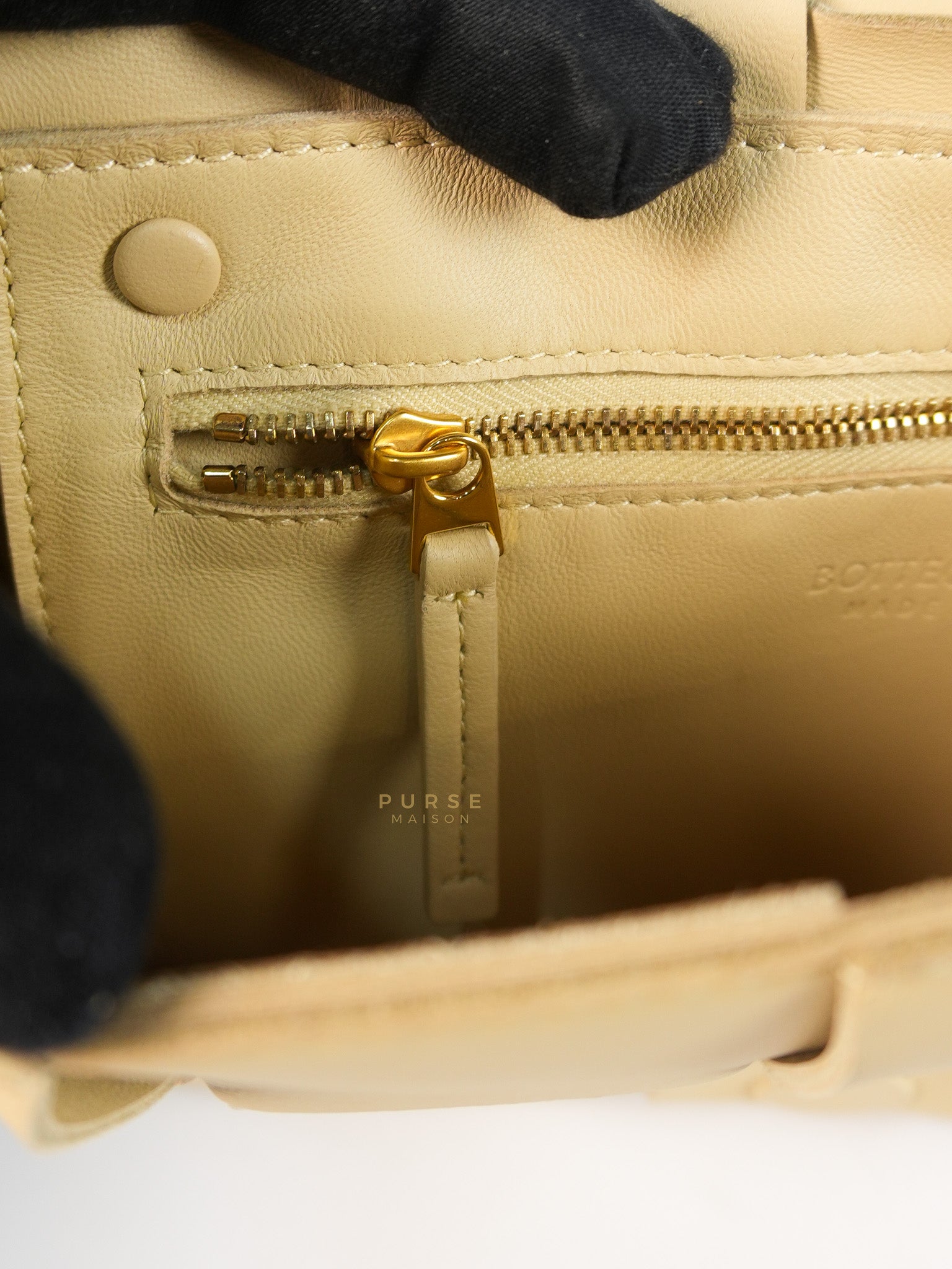 Casette Small Intrecciato Macaroon Leather Crossbody Bag | Purse Maison Luxury Bags Shop