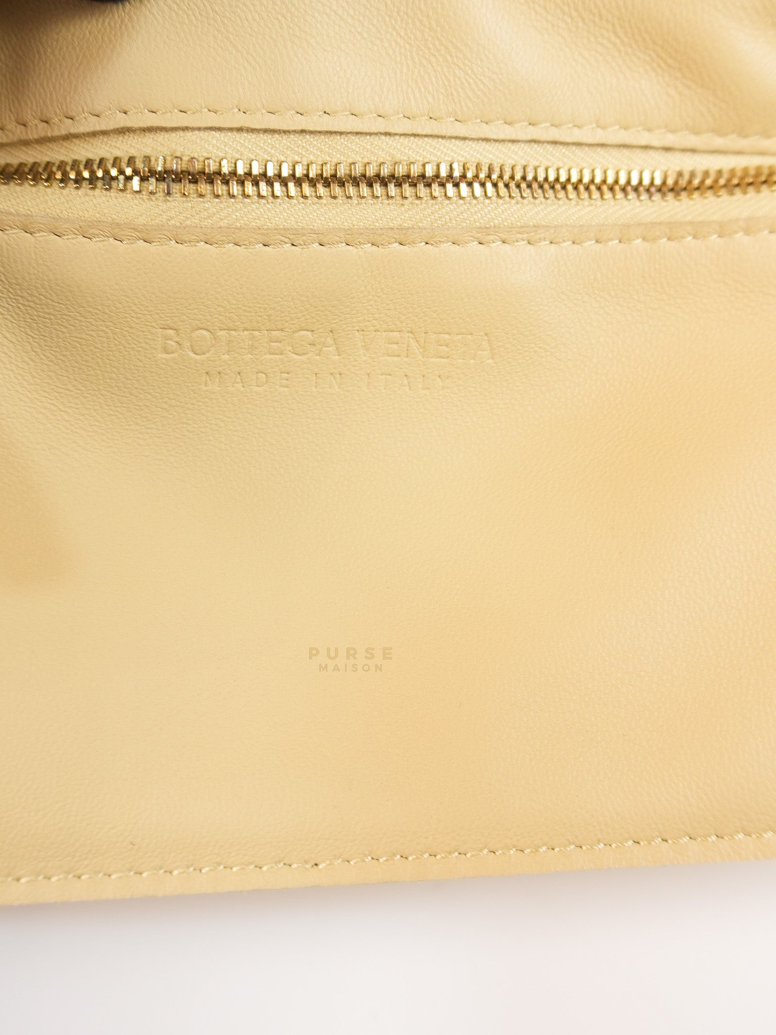 Casette Small Intrecciato Macaroon Leather Crossbody Bag | Purse Maison Luxury Bags Shop