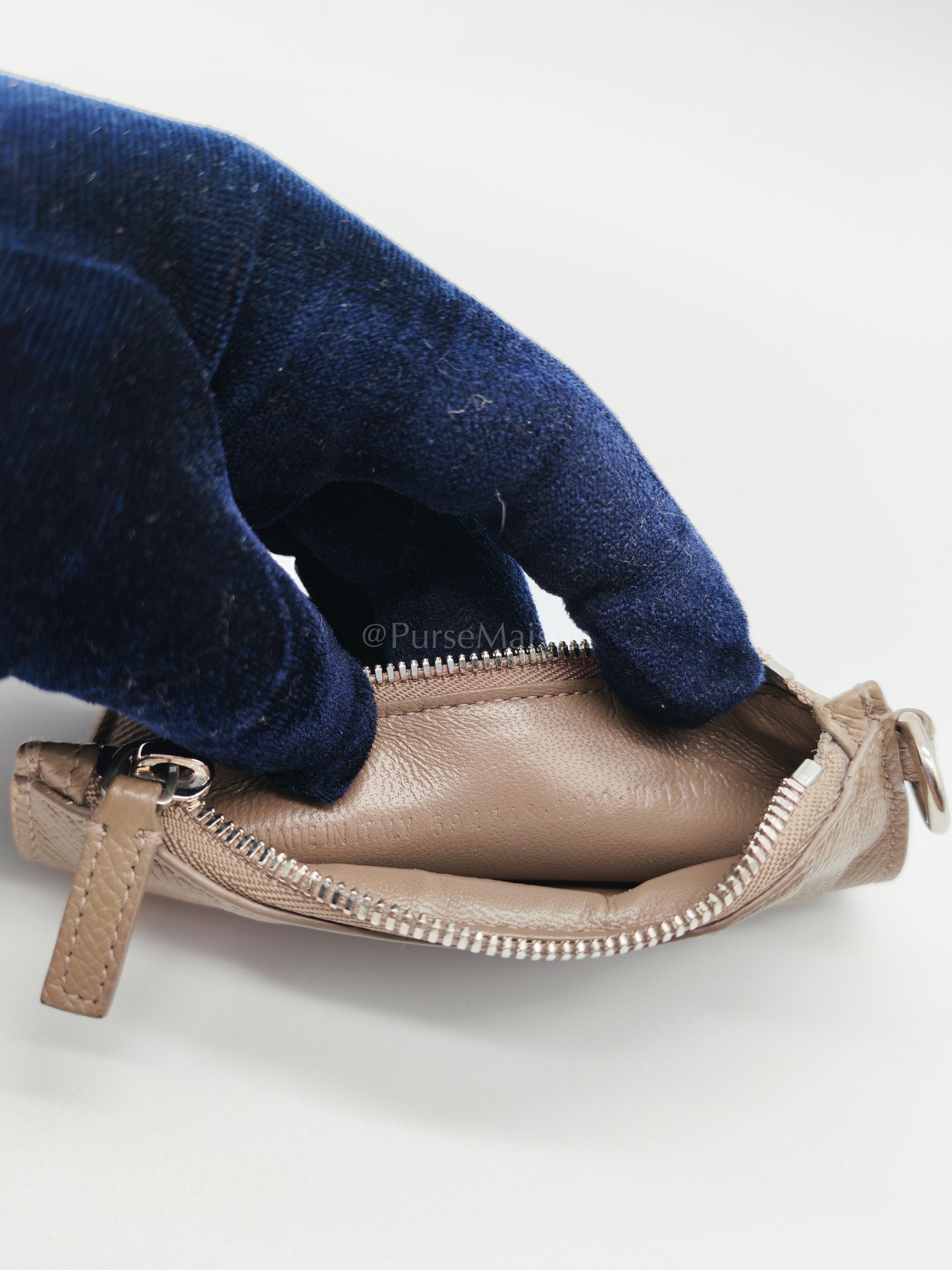 Cash Card Holder and Lanyard in Grained Calfskin Leather | Purse Maison Luxury Bags Shop