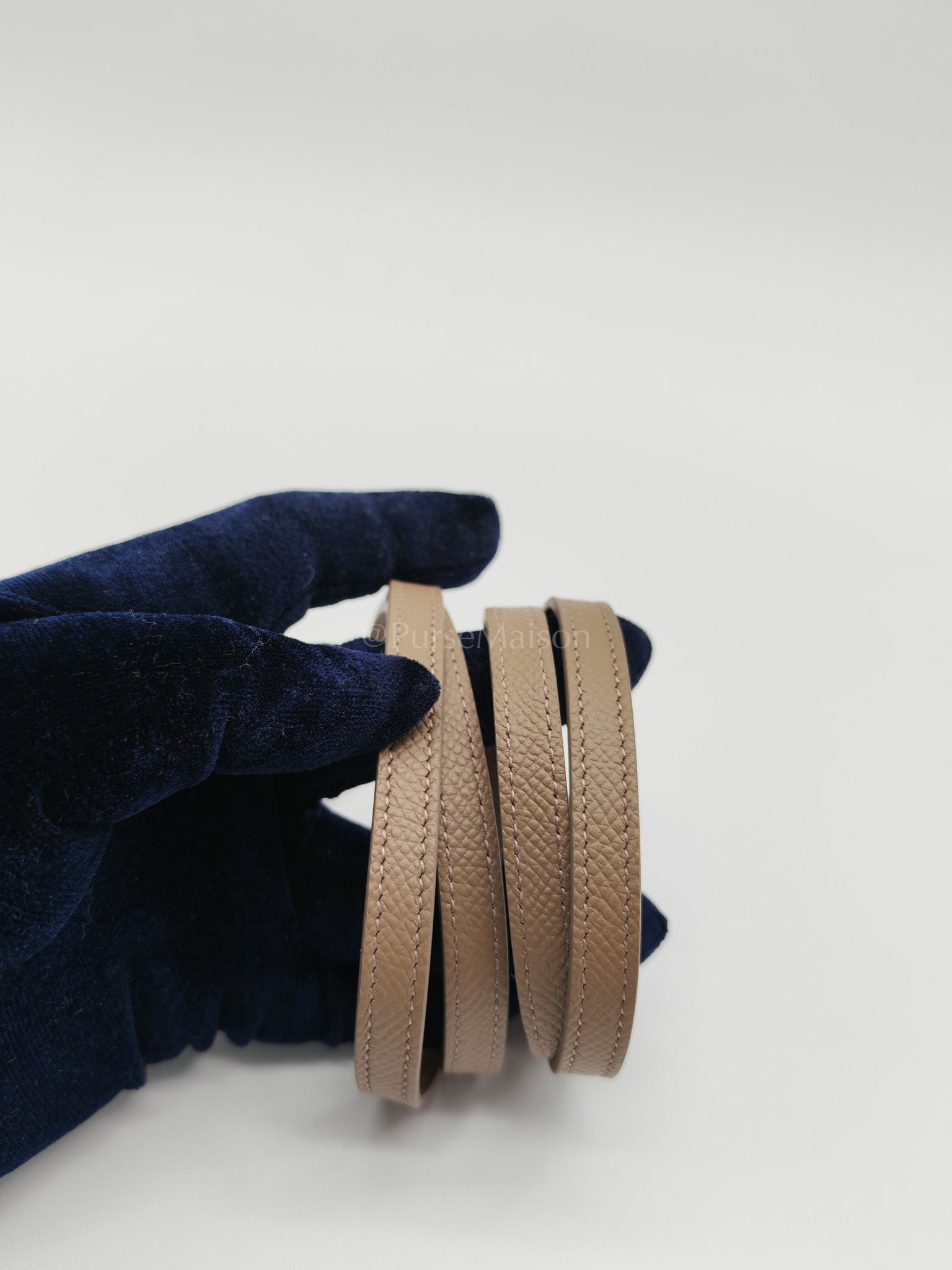 Cash Card Holder and Lanyard in Grained Calfskin Leather | Purse Maison Luxury Bags Shop