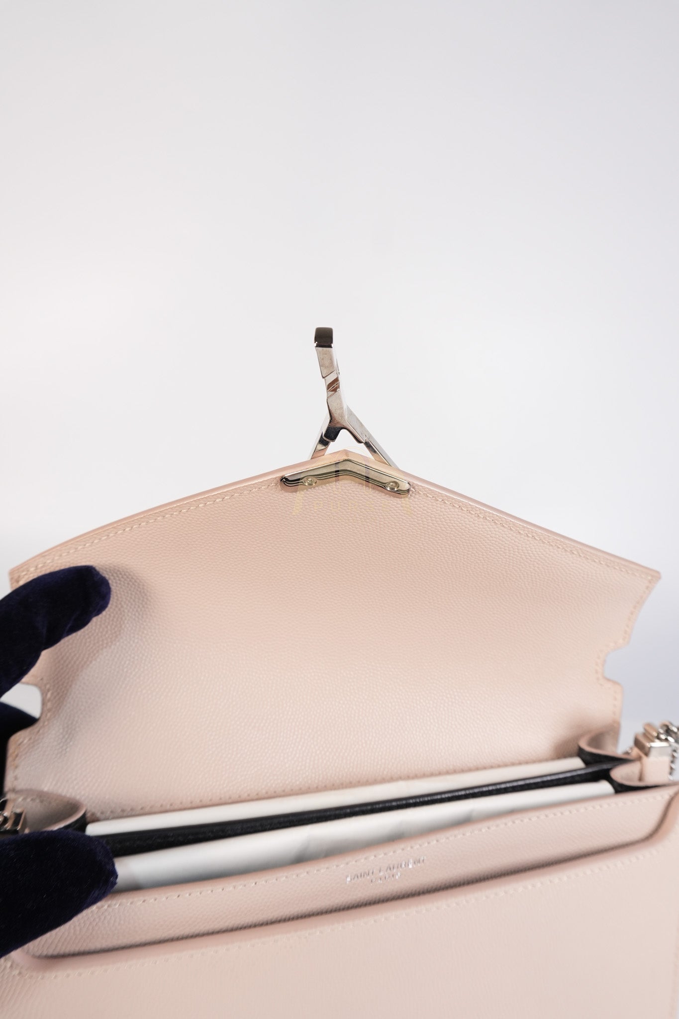 Cassandra Chain Flap Shoulder Bag in Pink Beige Grained Leather | Purse Maison Luxury Bags Shop