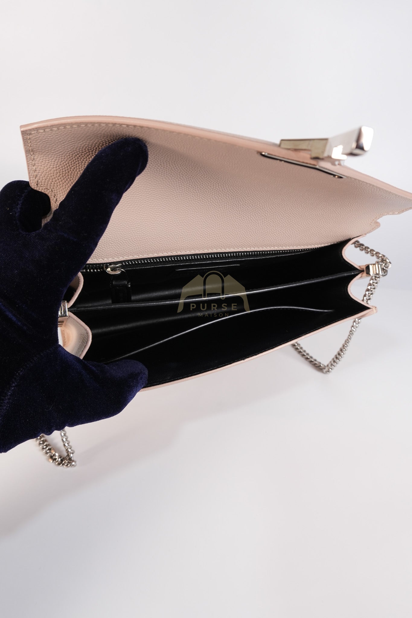 Cassandra Chain Flap Shoulder Bag in Pink Beige Grained Leather | Purse Maison Luxury Bags Shop