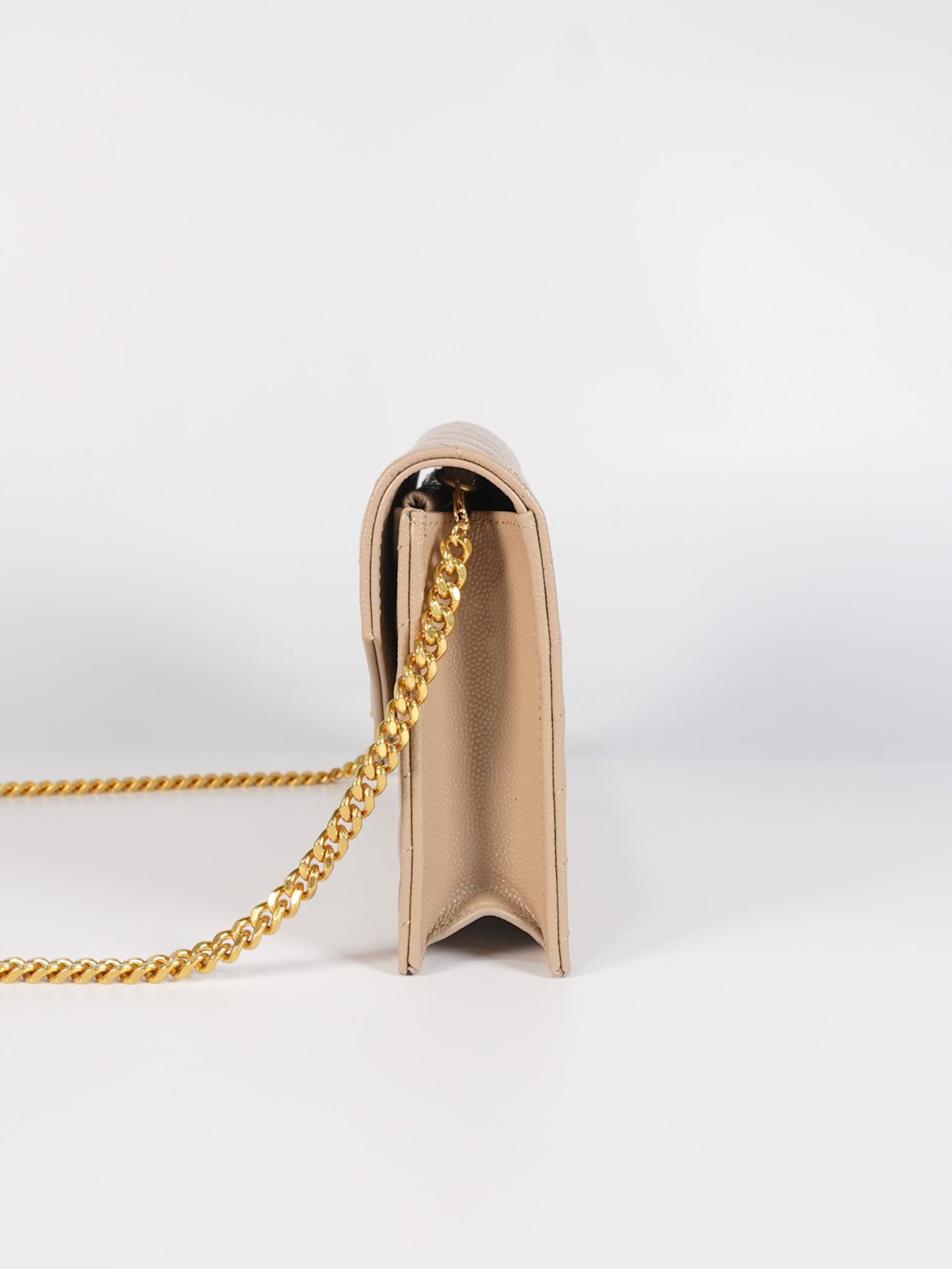 Cassandre Wallet on Chain (WOC) in Beige Grained Calfskin Leather | Purse Maison Luxury Bags Shop