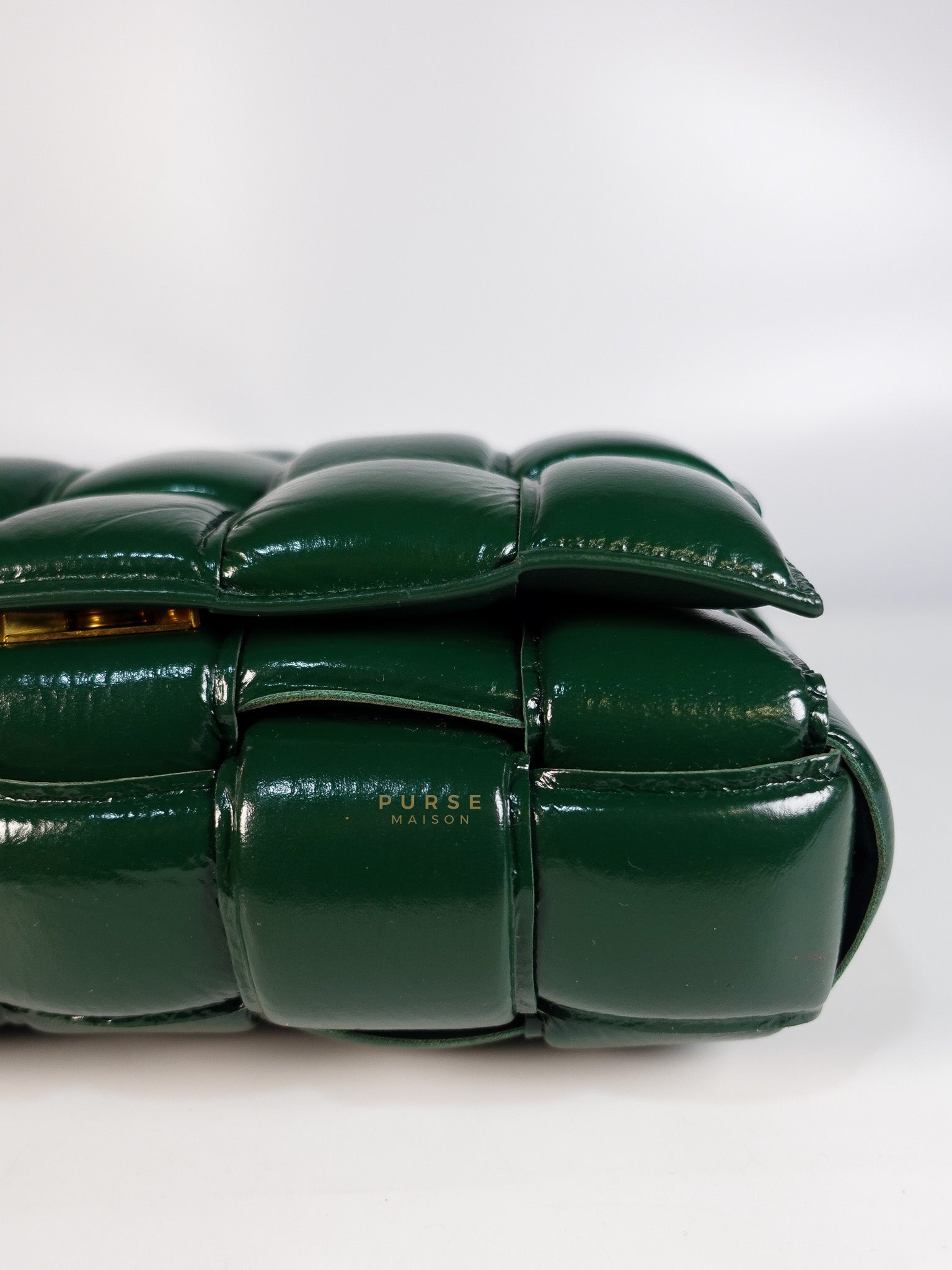 Cassette Padded Green Intercciato Crossbody Bag | Purse Maison Luxury Bags Shop