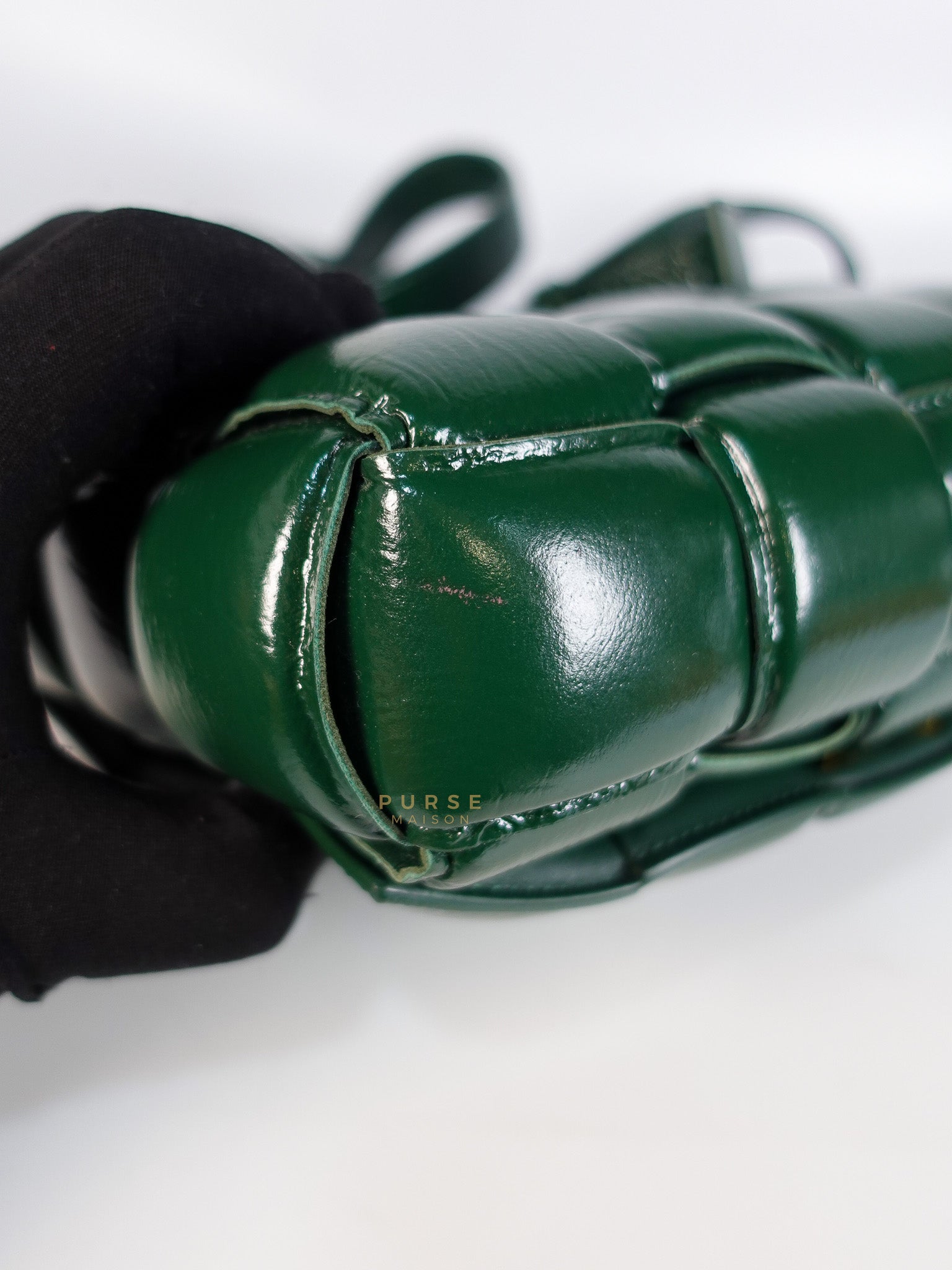 Cassette Padded Green Intercciato Crossbody Bag | Purse Maison Luxury Bags Shop
