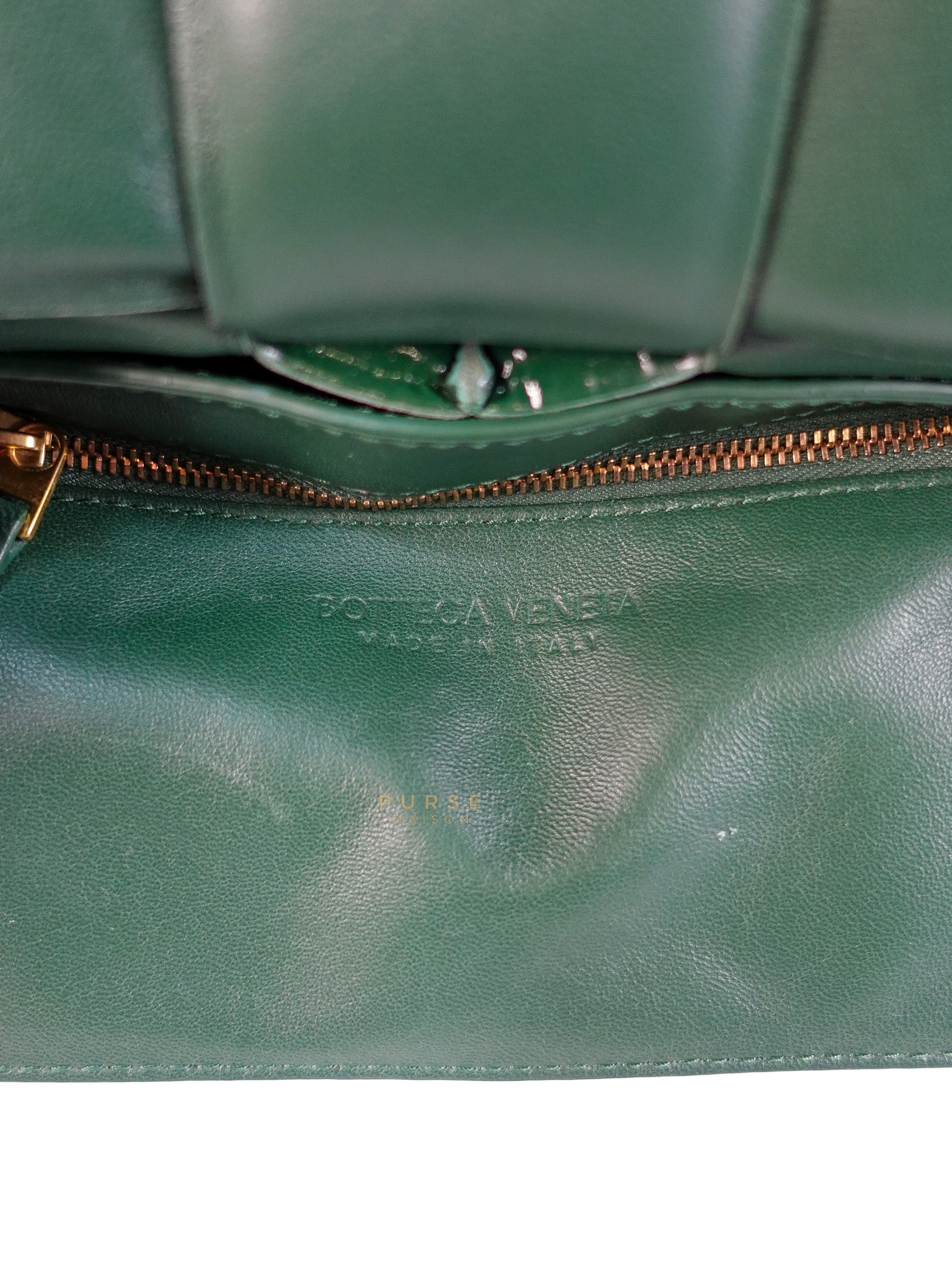 Cassette Padded Green Intercciato Crossbody Bag | Purse Maison Luxury Bags Shop