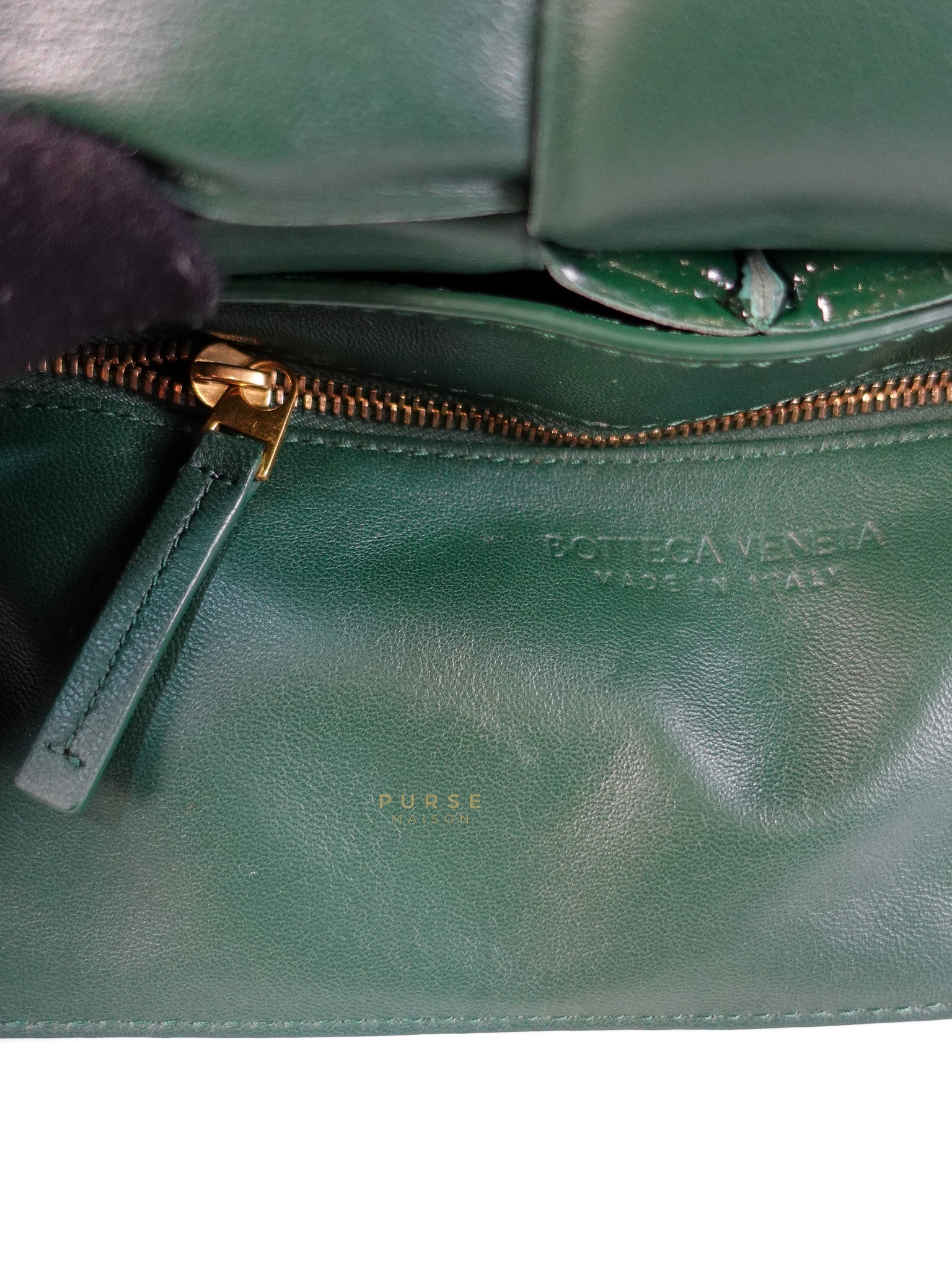 Cassette Padded Green Intercciato Crossbody Bag | Purse Maison Luxury Bags Shop