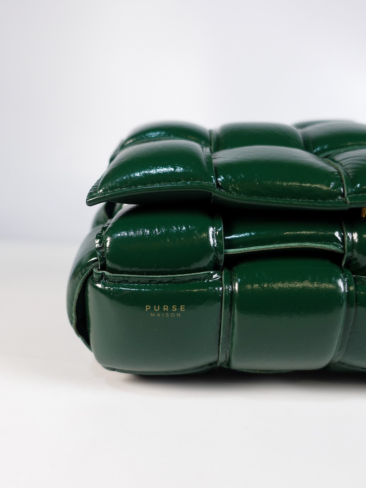 Cassette Padded Green Intercciato Crossbody Bag | Purse Maison Luxury Bags Shop