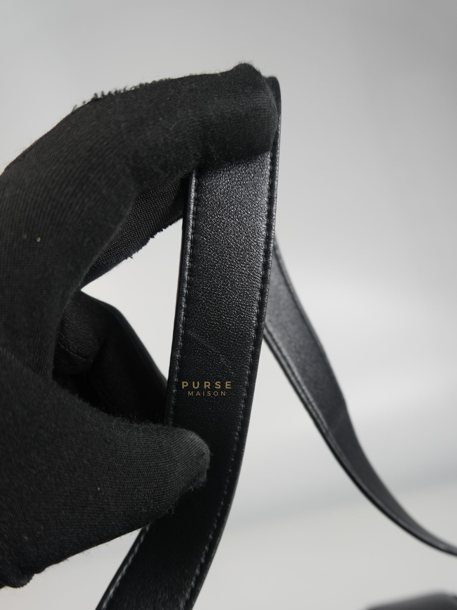 Cassette Padded in Black Small Intrecciato Leather Crossbody Bag | Purse Maison Luxury Bags Shop
