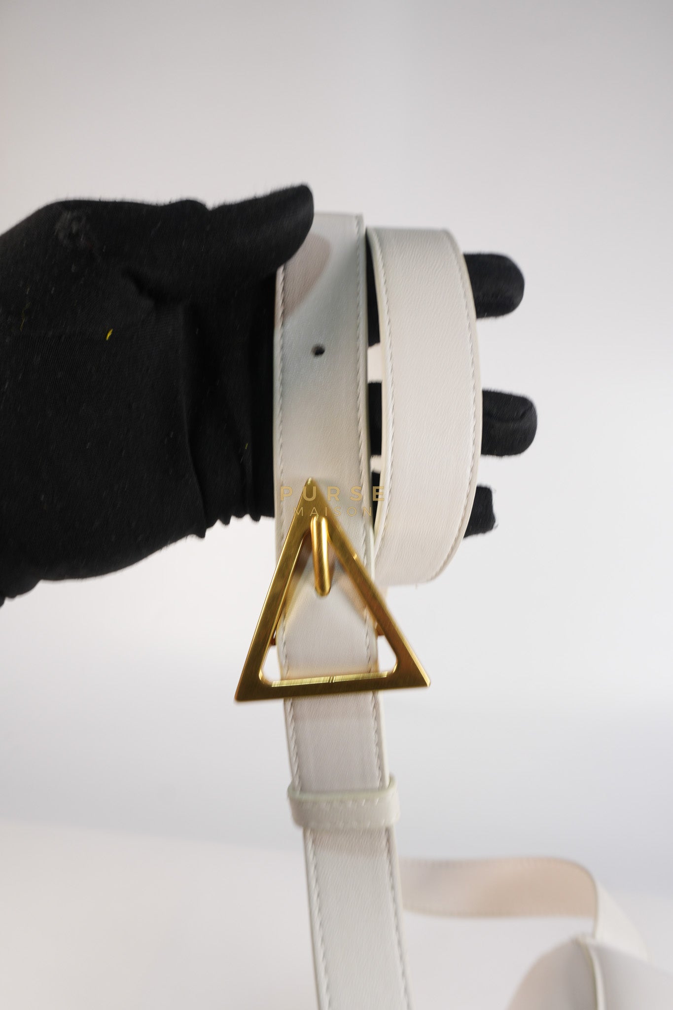 Cassette Padded in Off-white Intrecciato Leather Crossbody Bag | Purse Maison Luxury Bags Shop