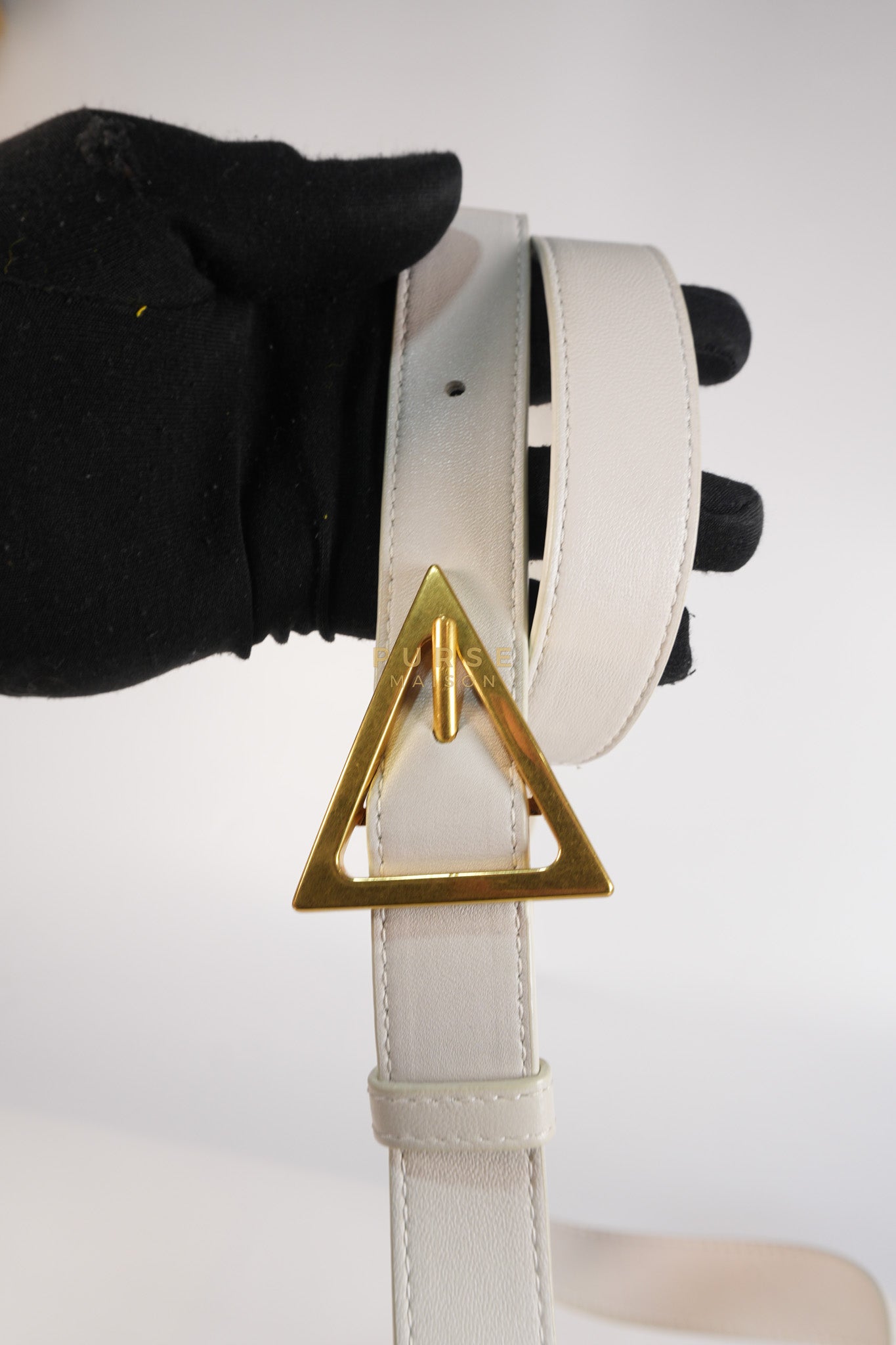 Cassette Padded in Off-white Intrecciato Leather Crossbody Bag | Purse Maison Luxury Bags Shop