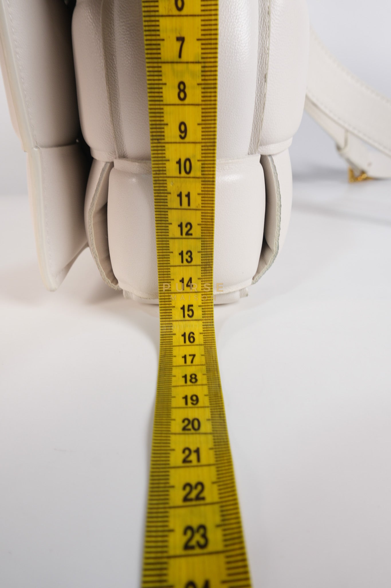Cassette Padded in Off-white Intrecciato Leather Crossbody Bag | Purse Maison Luxury Bags Shop