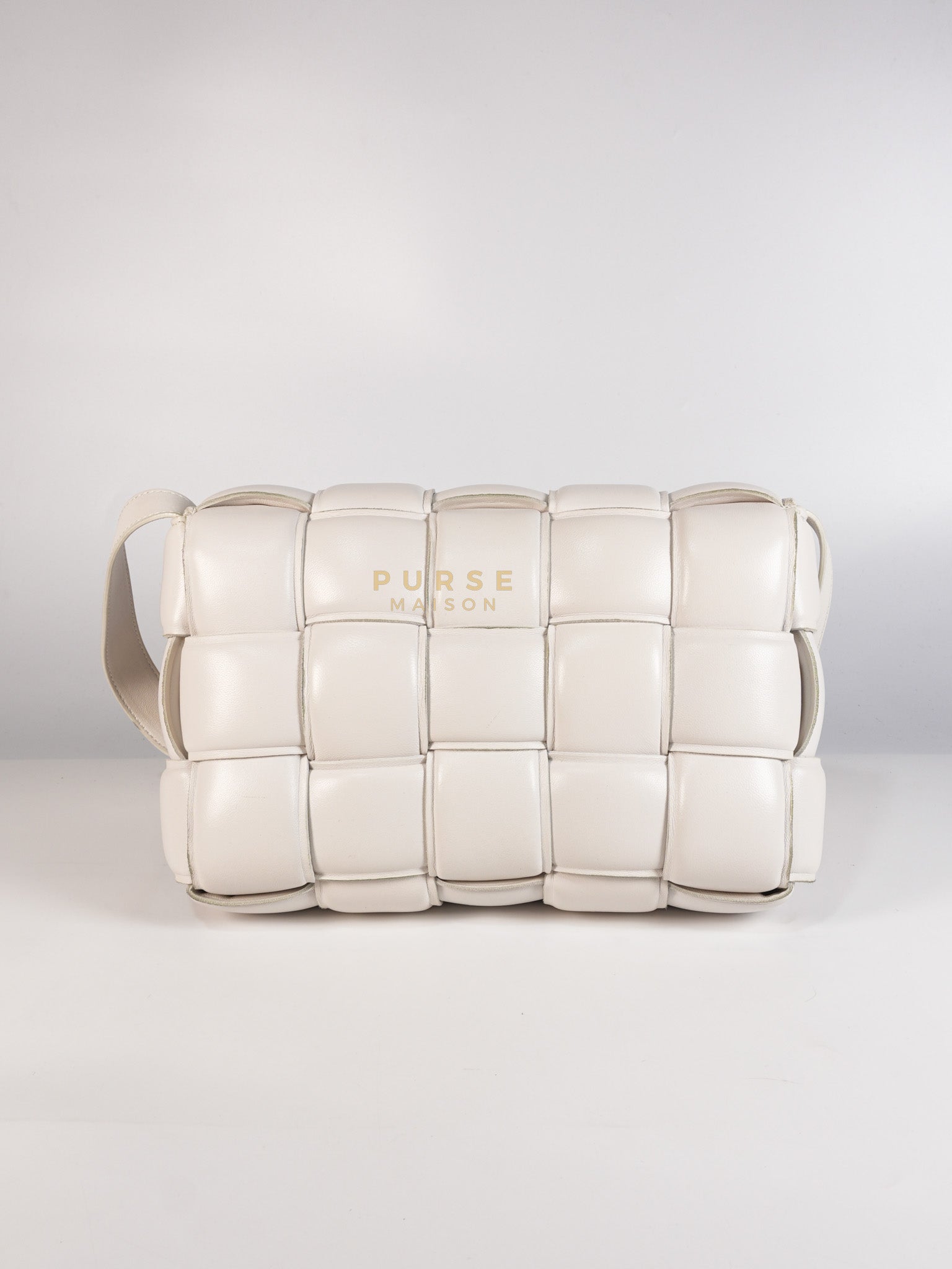 Cassette Padded in Off-white Intrecciato Leather Crossbody Bag | Purse Maison Luxury Bags Shop