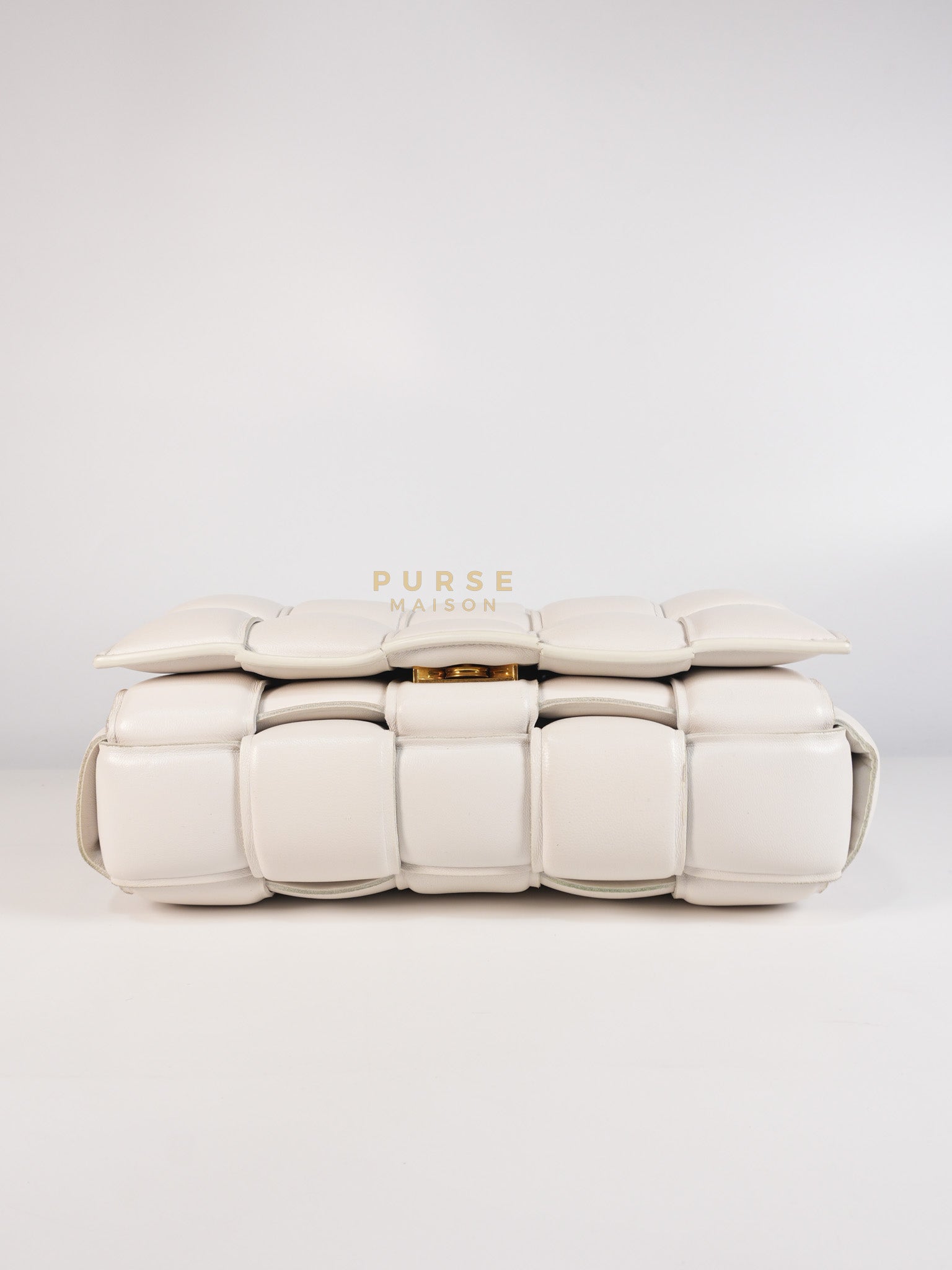Cassette Padded in Off-white Intrecciato Leather Crossbody Bag | Purse Maison Luxury Bags Shop