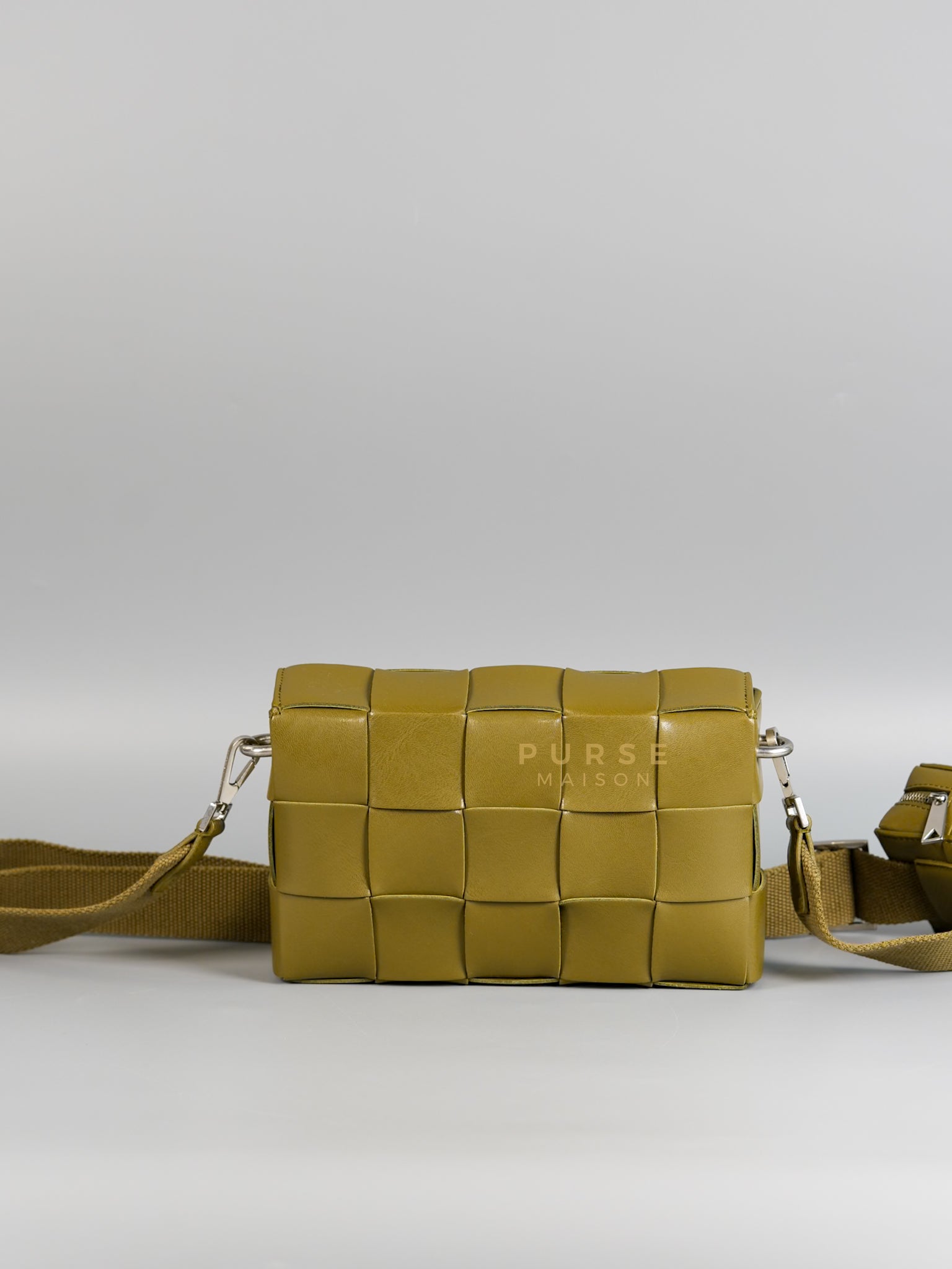 Cassette with Versatile Strap in Mud Intrecciato Bag | Purse Maison Luxury Bags Shop