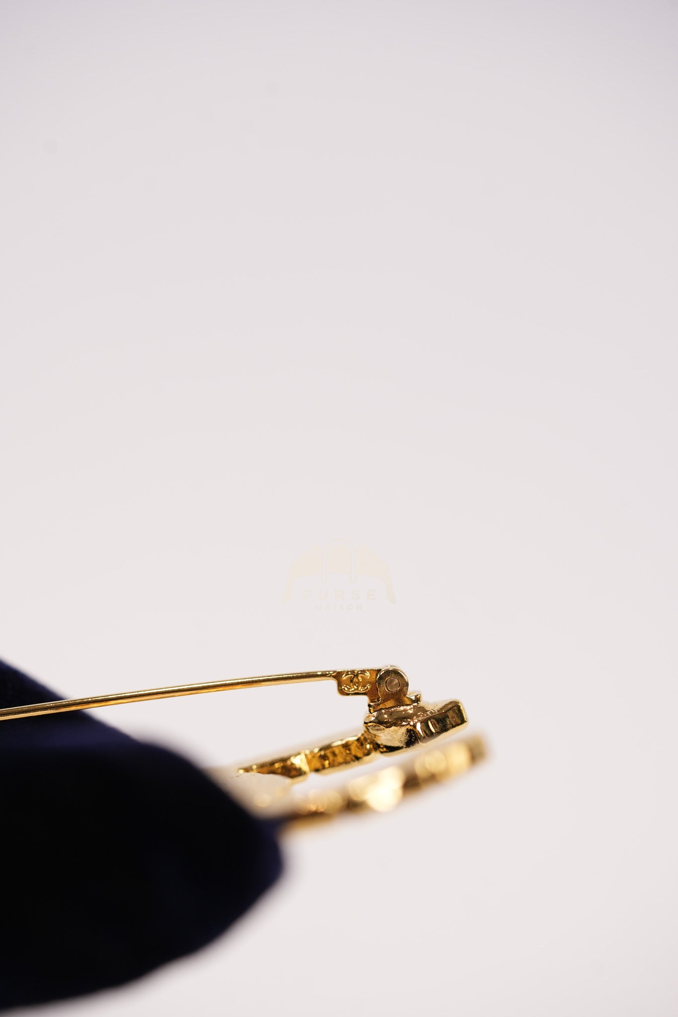 CC Gold Tone Brooch | Purse Maison Luxury Bags Shop