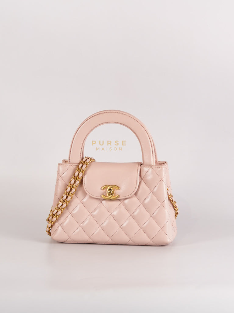 CC Kelly Small in Light Shinny Calfskin Leather and Aged Gold Hardware (Microchip) | Purse Maison Luxury Bags Shop