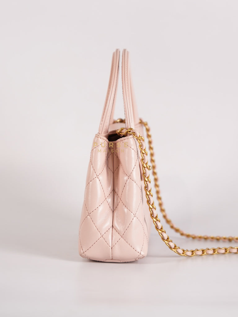 CC Kelly Small in Light Shinny Calfskin Leather and Aged Gold Hardware (Microchip) | Purse Maison Luxury Bags Shop