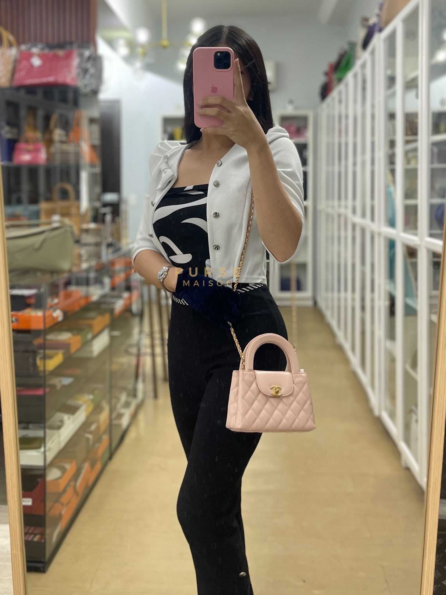 CC Kelly Small in Sakura Pink Shinny Calfskin Leather and Aged Gold Hardware (Microchip) | Purse Maison Luxury Bags Shop