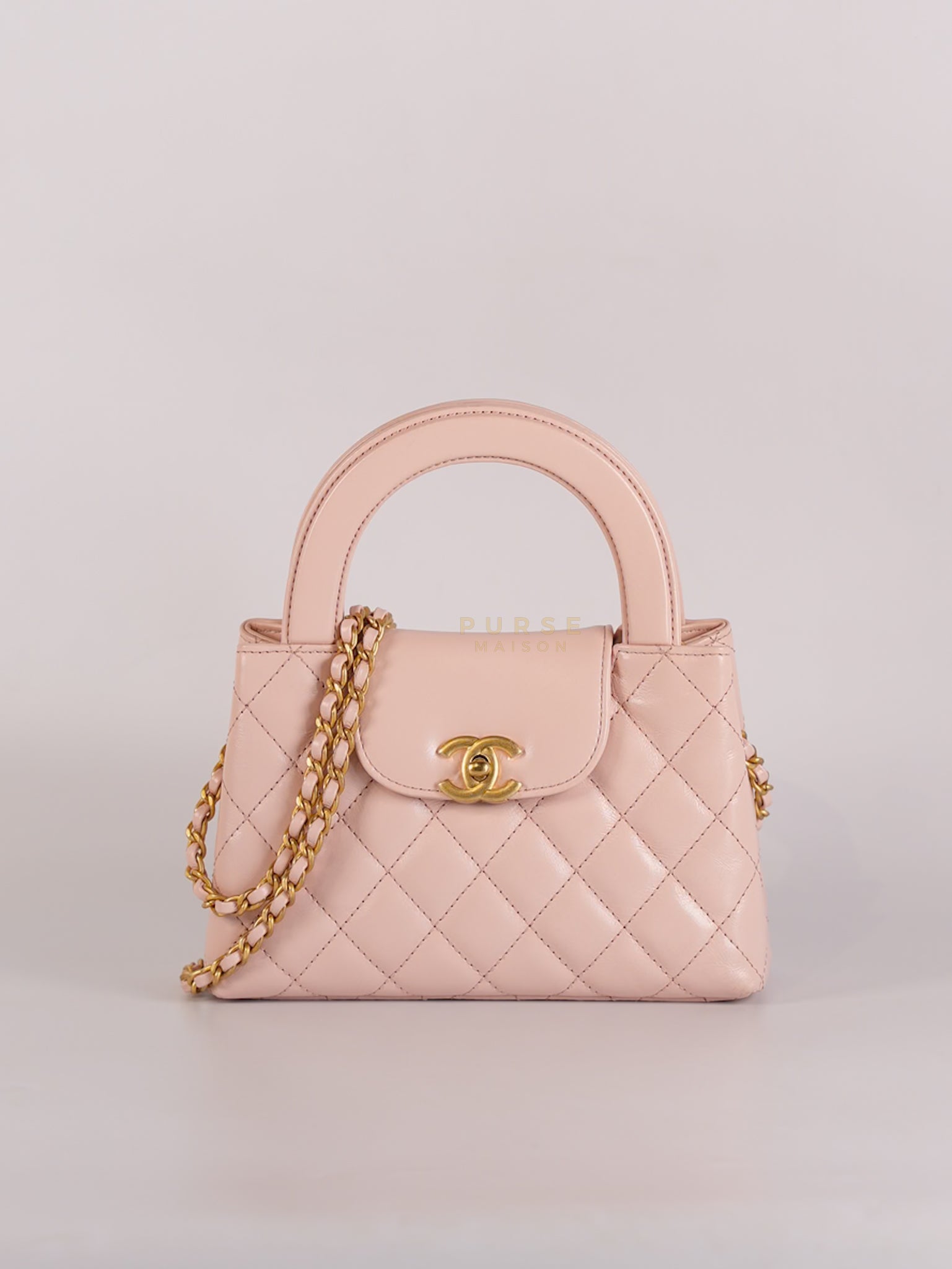 CC Kelly Small in Sakura Pink Shinny Calfskin Leather and Aged Gold Hardware (Microchip) | Purse Maison Luxury Bags Shop