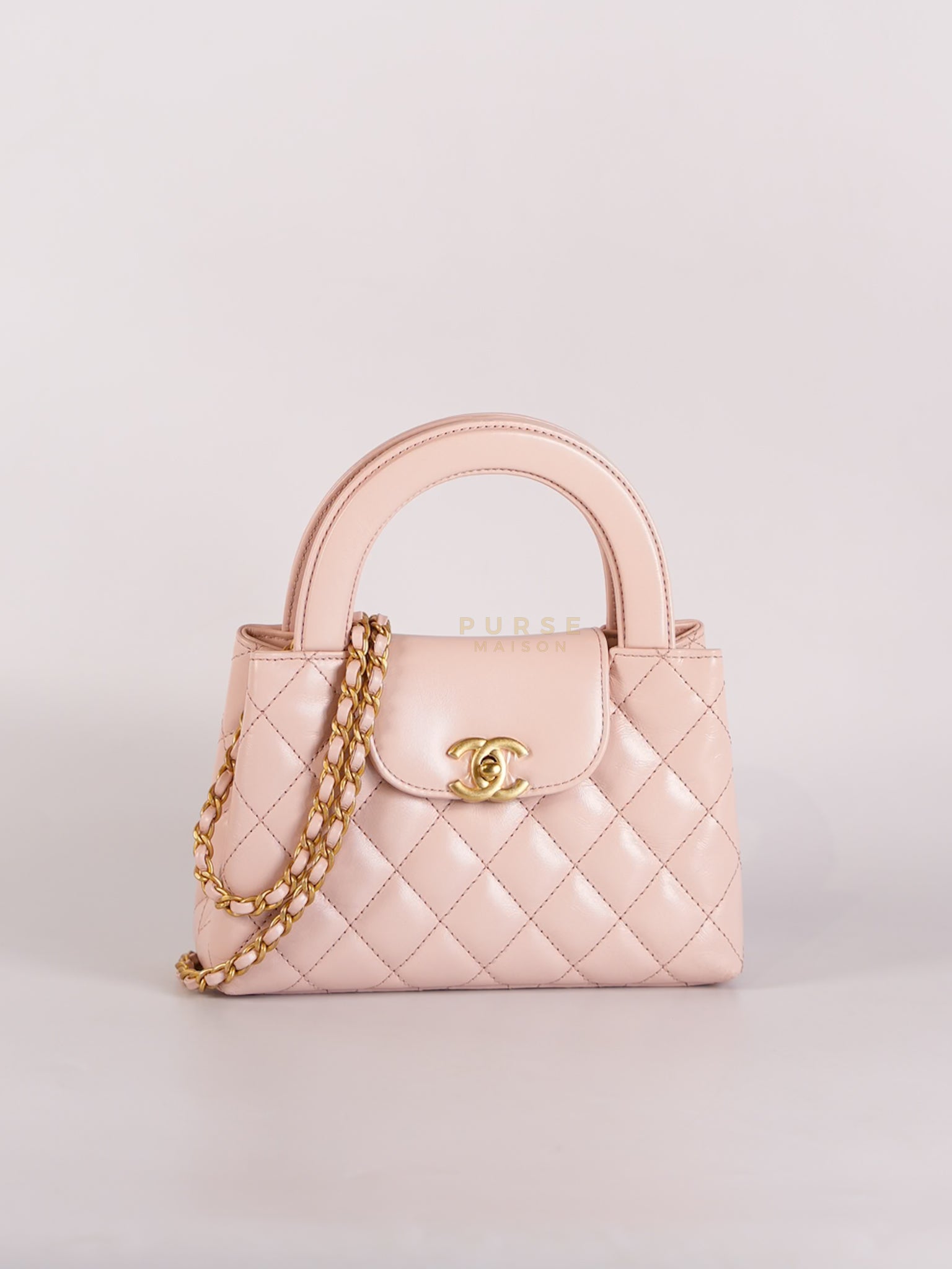CC Kelly Small in Sakura Pink Shinny Calfskin Leather and Aged Gold Hardware (Microchip) | Purse Maison Luxury Bags Shop