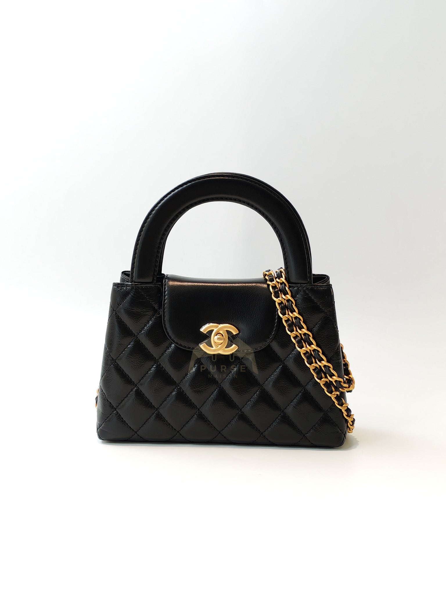 CC Kelly Small Shopping Bag Black Calfskin and Aged Gold Hardware (Microchip) | Purse Maison Luxury Bags Shop