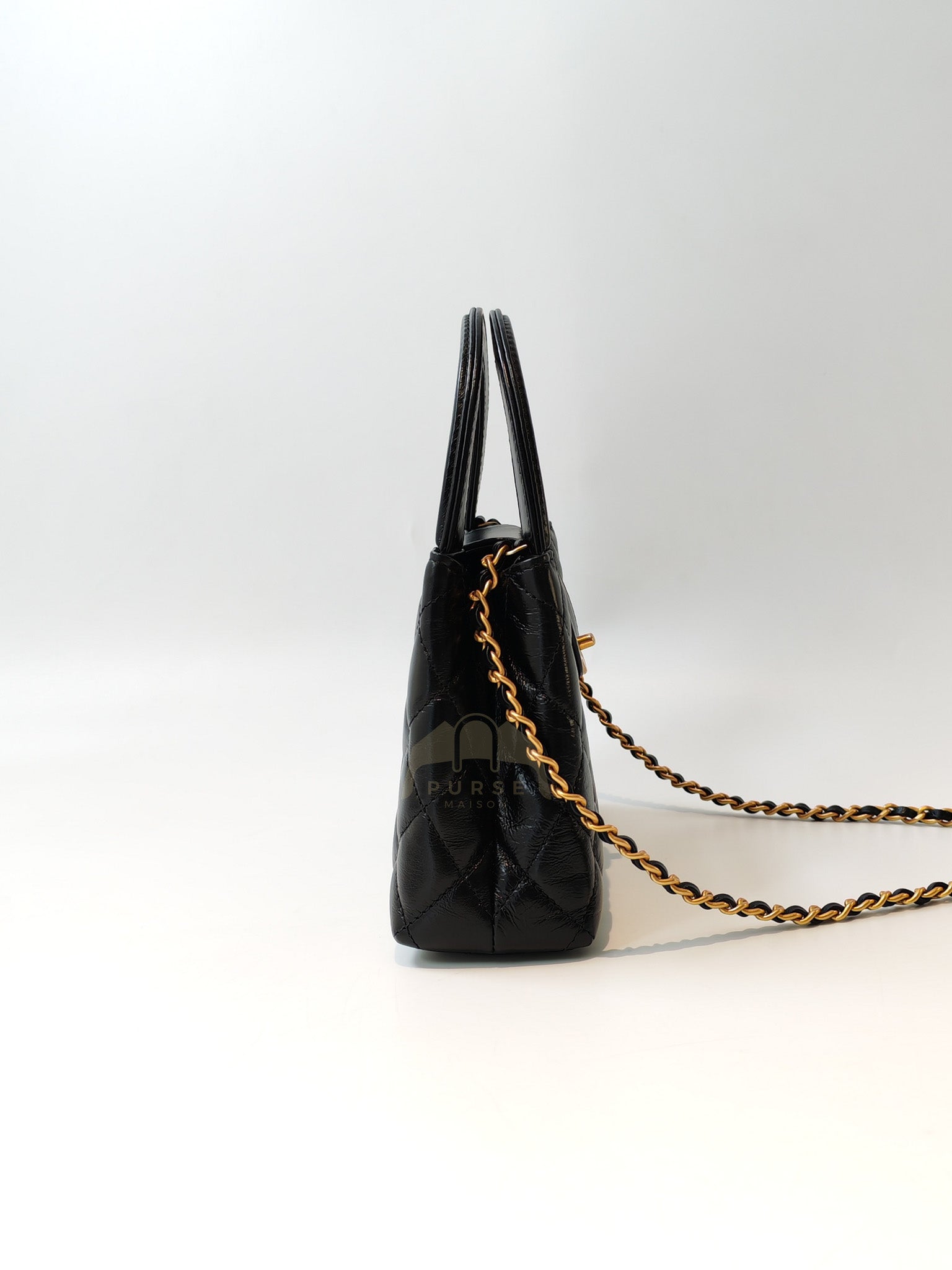 CC Kelly Small Shopping Bag Black Calfskin and Aged Gold Hardware (Microchip) | Purse Maison Luxury Bags Shop