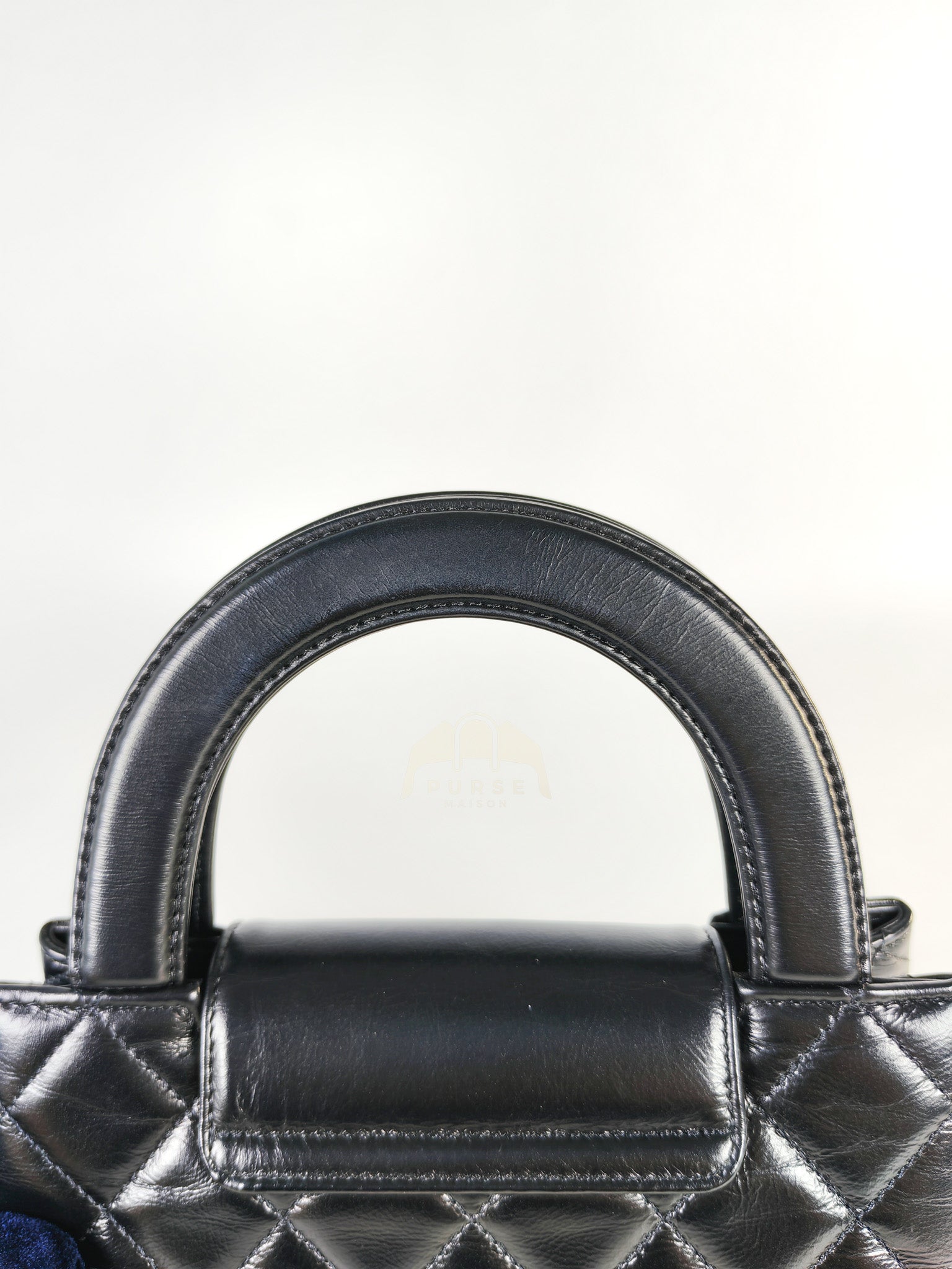 CC Kelly Small Shopping Bag Black Calfskin and Aged Gold Hardware(Microchip) | Purse Maison Luxury Bags Shop