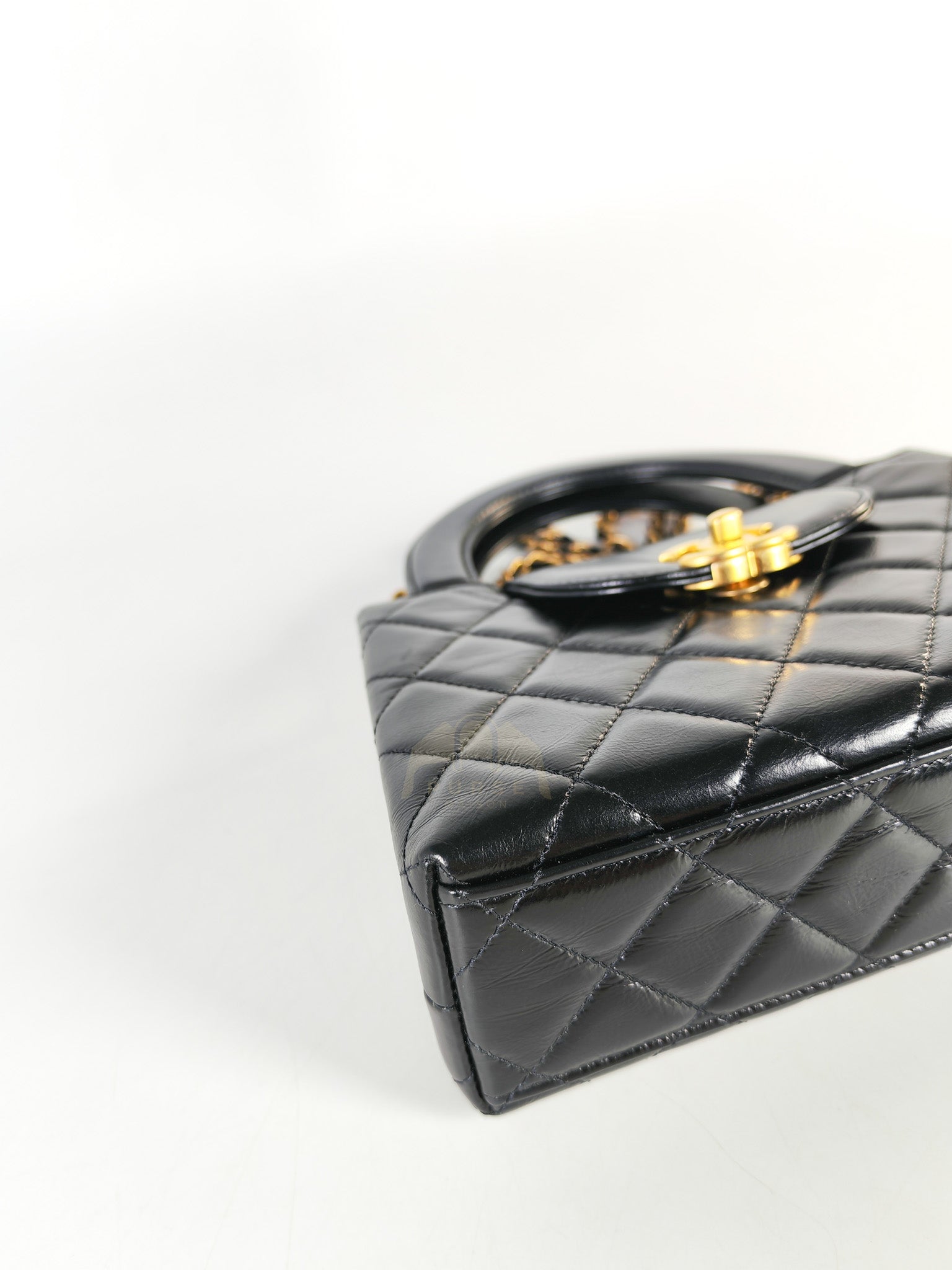 CC Kelly Small Shopping Bag Black Calfskin and Aged Gold Hardware(Microchip) | Purse Maison Luxury Bags Shop