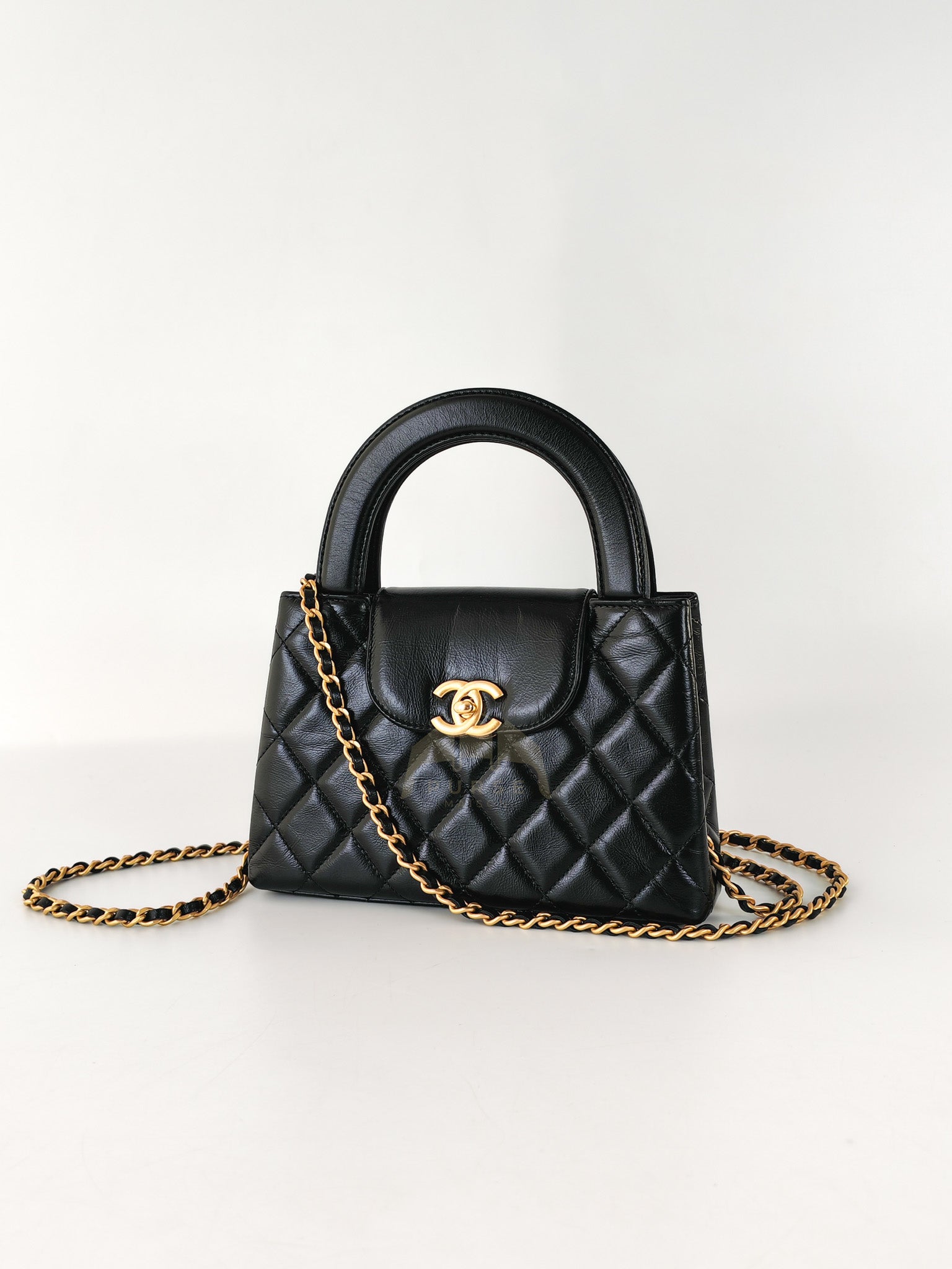 CC Kelly Small Shopping Bag Black Calfskin and Aged Gold Hardware(Microchip) | Purse Maison Luxury Bags Shop