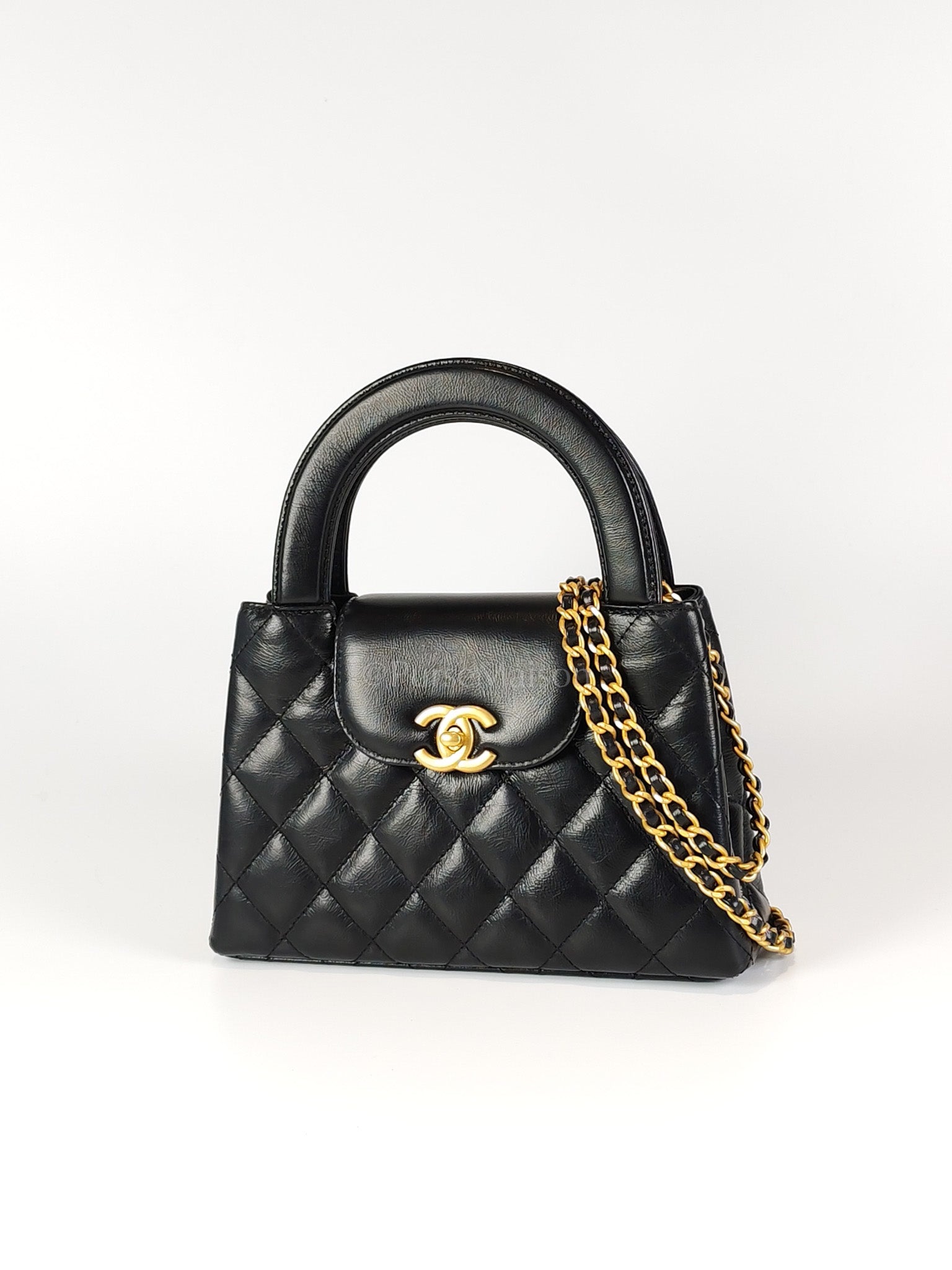 CC Kelly Small Shopping Bag in Black Calfskin and Aged Gold Hardware(Microchip) | Purse Maison Luxury Bags Shop