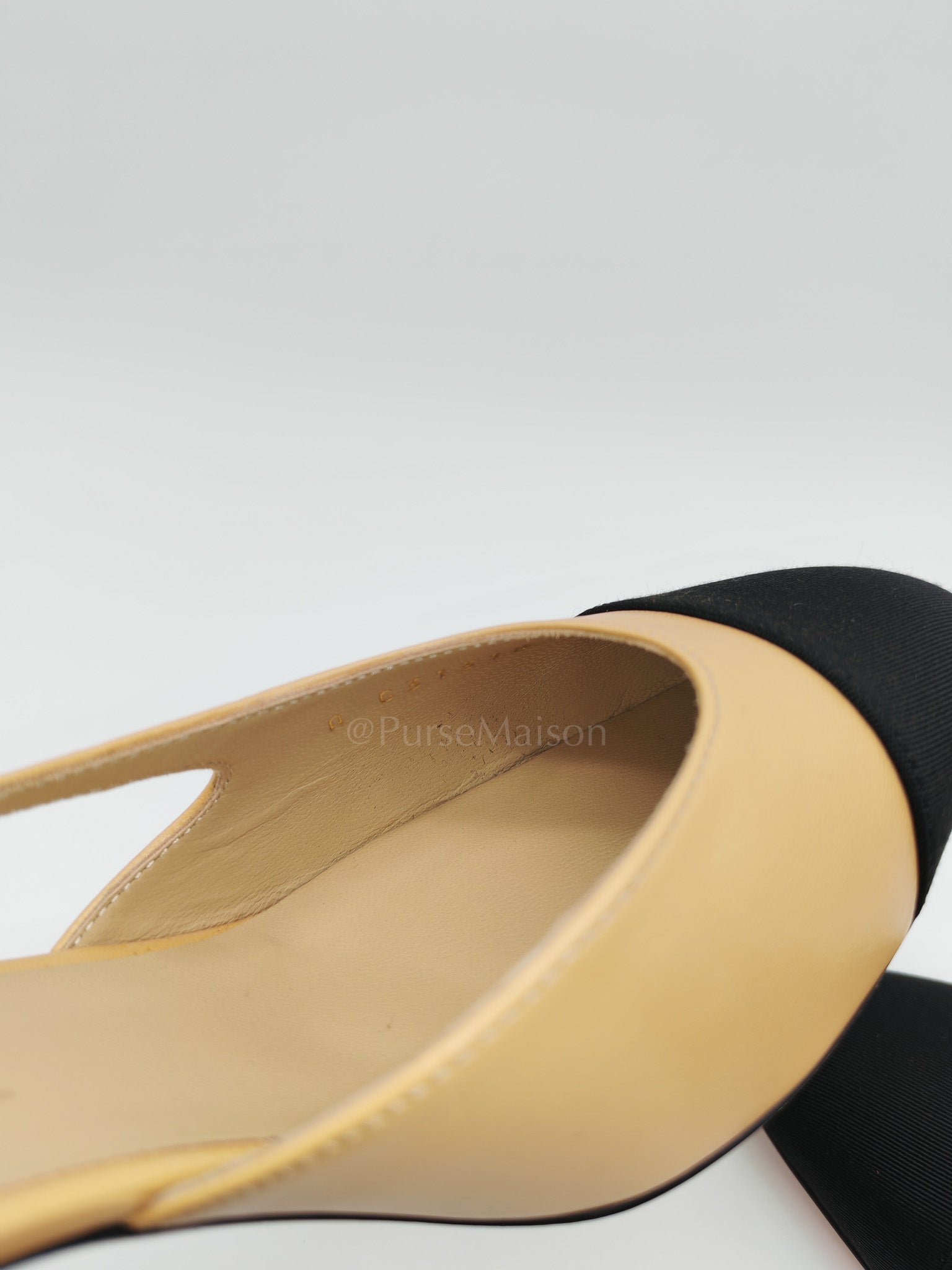 CC Slingback Pumps in Beige Lambskin Leather & Black Cap Toe Canvas Size 37 EU(23.5 cm) | Purse Maison Luxury Bags Shop