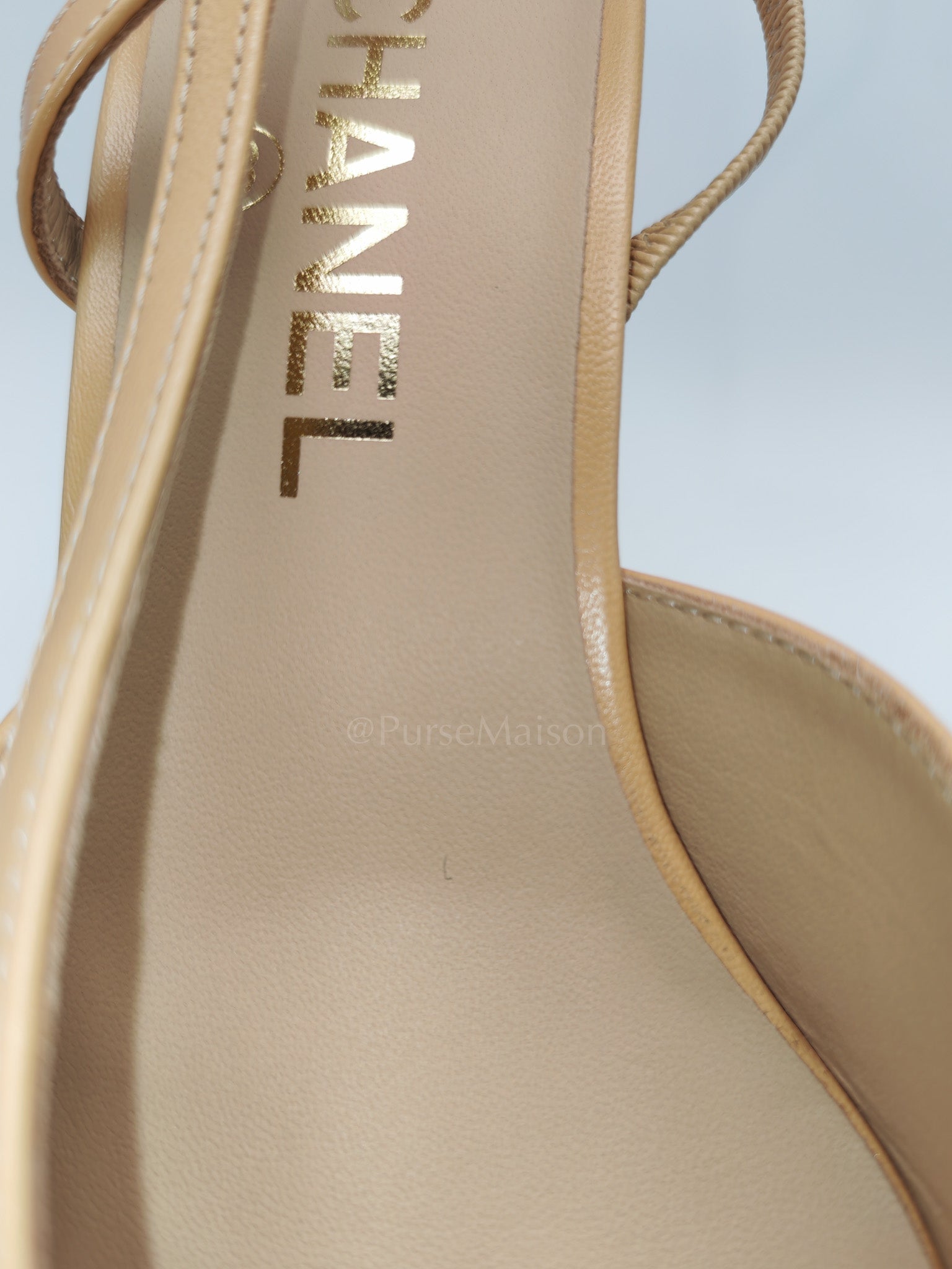 CC Slingback Pumps in Beige Lambskin Leather & Black Cap Toe Canvas Size 37 EU(23.5 cm) | Purse Maison Luxury Bags Shop