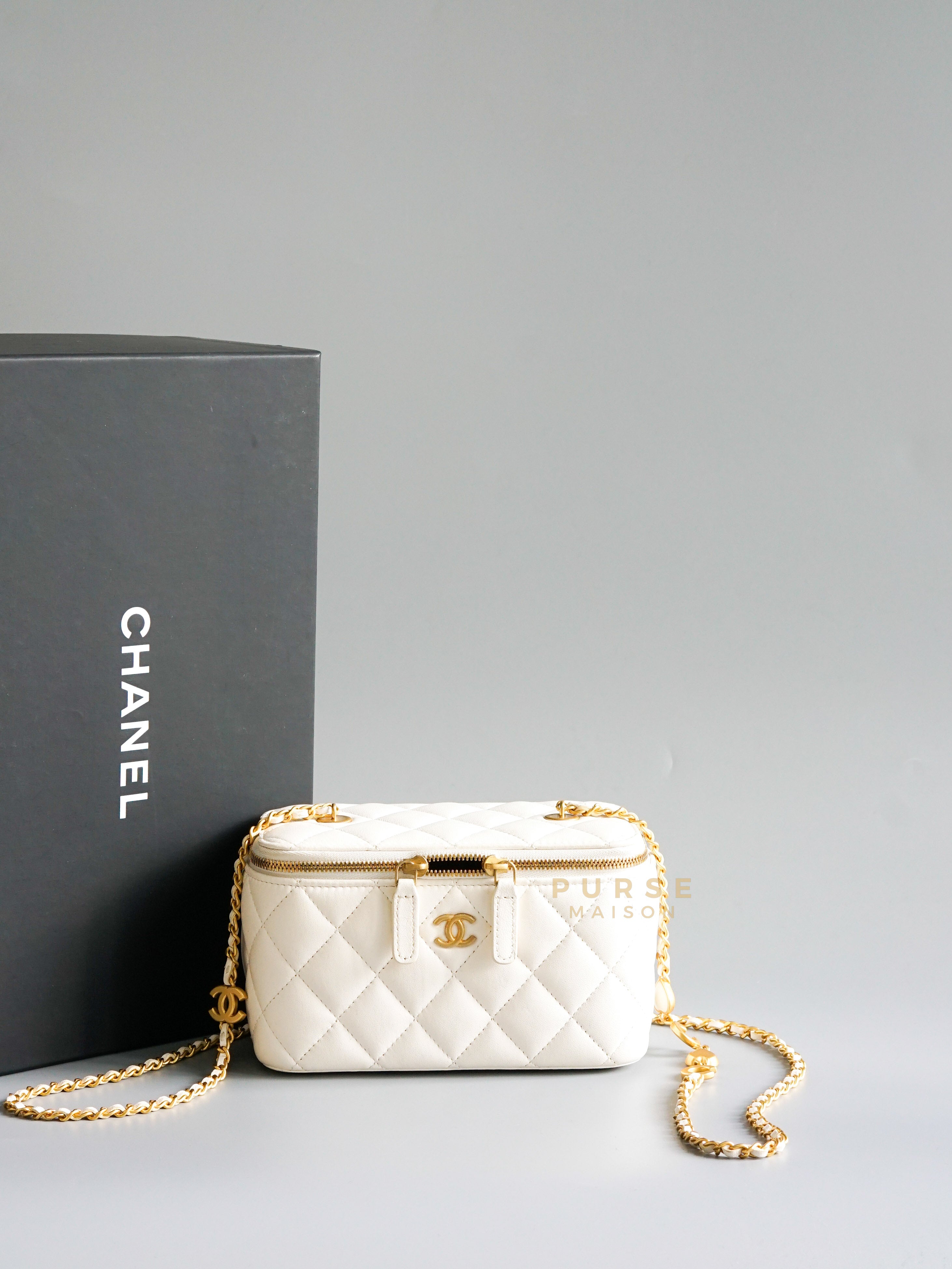 CC Vanity with Chain in White Quilted Lambskin Leather and Gold Hardware (Microchip) | Purse Maison Luxury Bags Shop